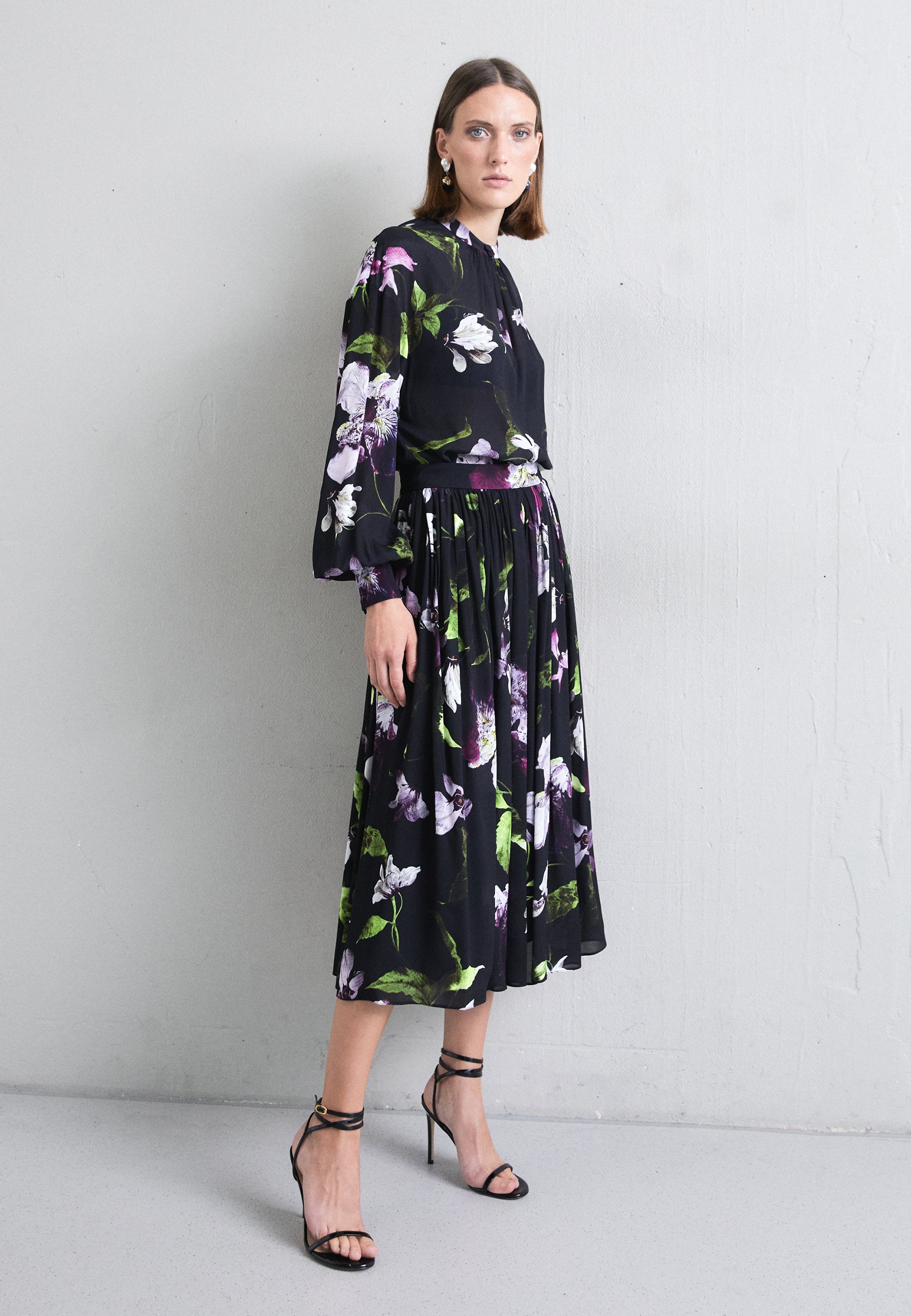 PLEATED MIDI LENGTH SKIRT - Pleated skirt