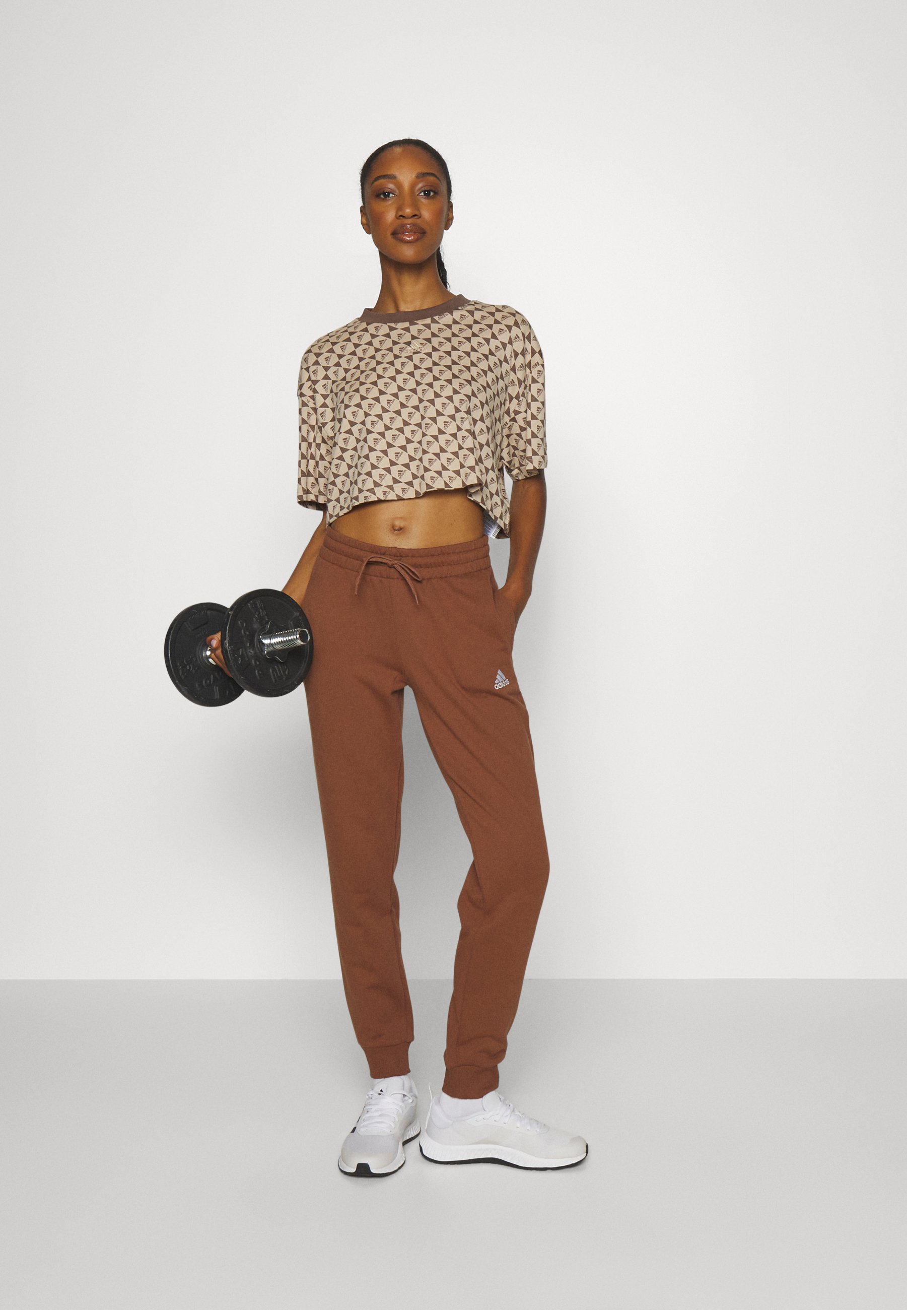 ESSENTIALS LINEAR CUFFED - Tracksuit bottoms