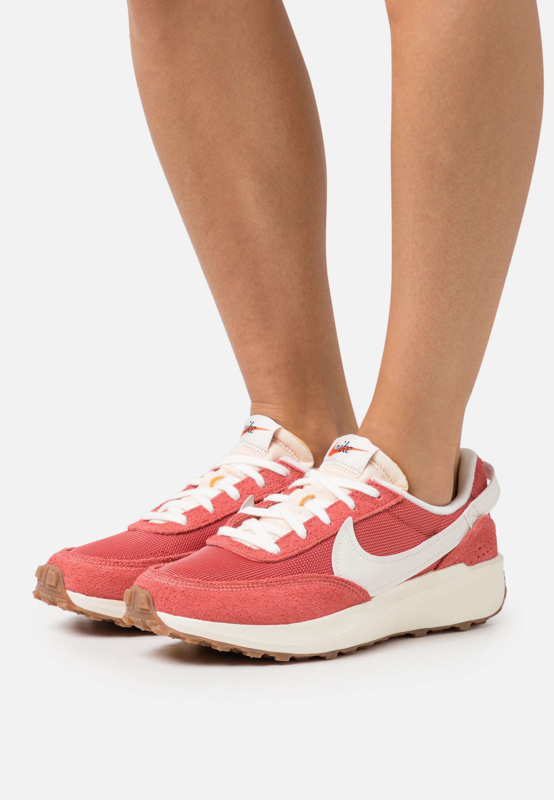 WAFFLE DEBUT - Trainers