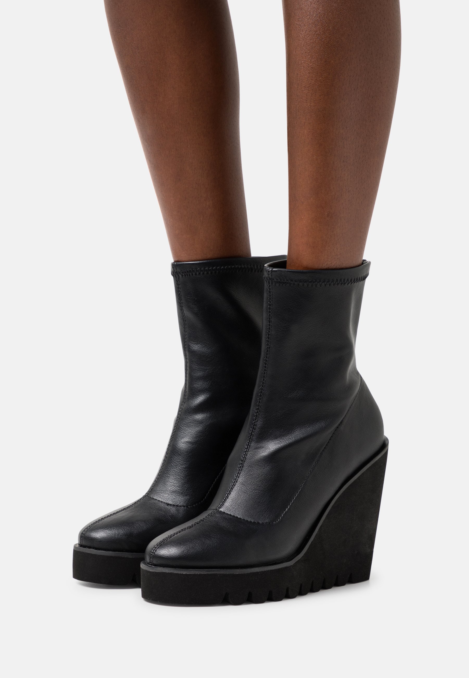 Platform ankle boots