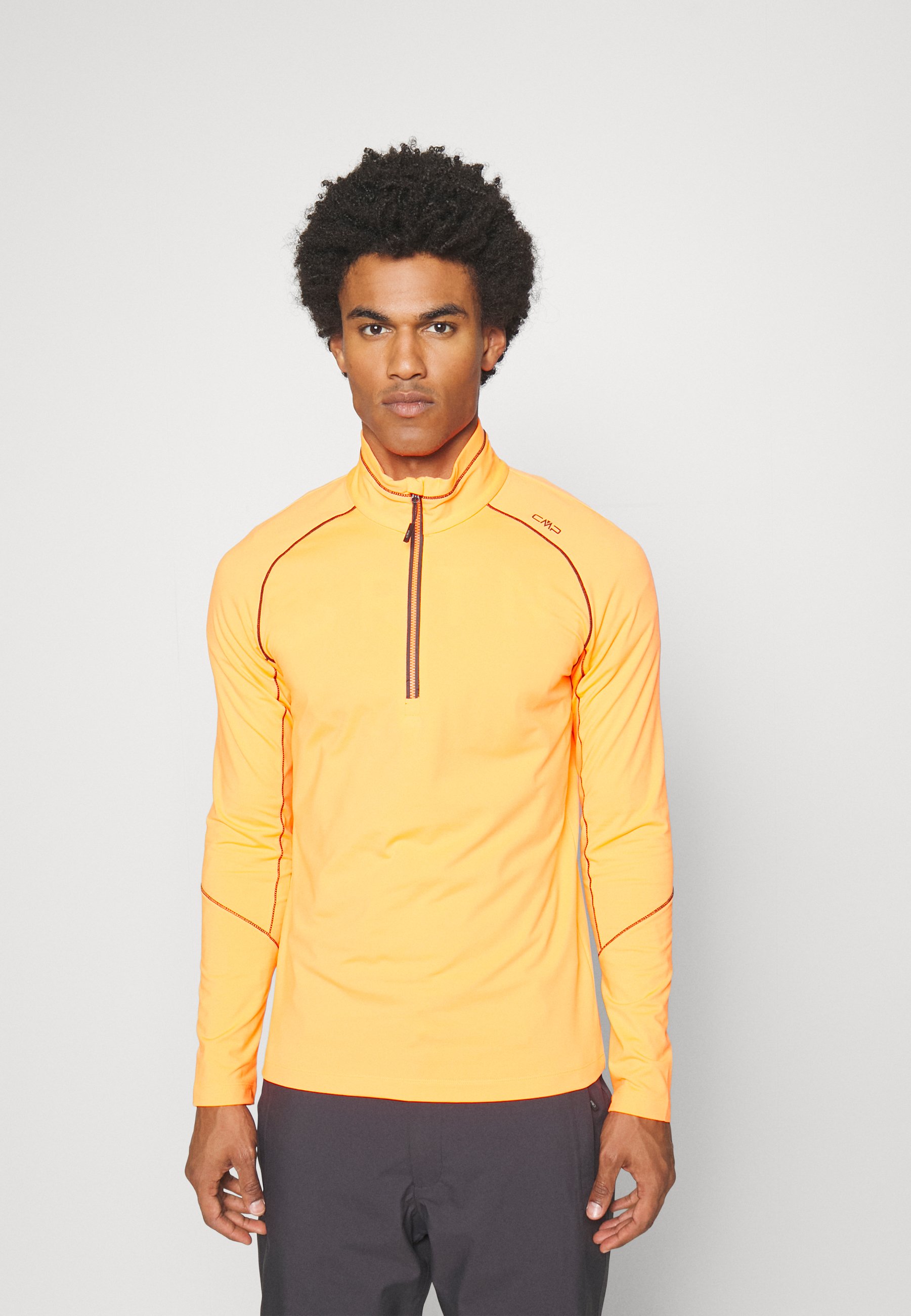 MAN- Long sleeved top