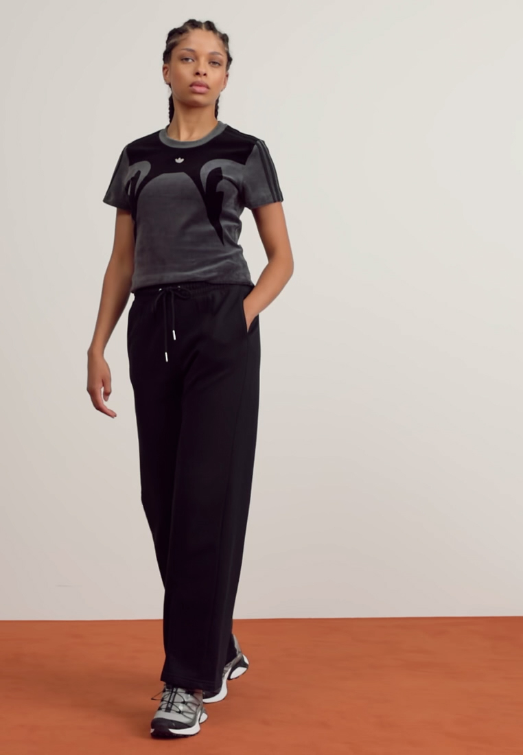 TIGHT TEE - Print T-shirt