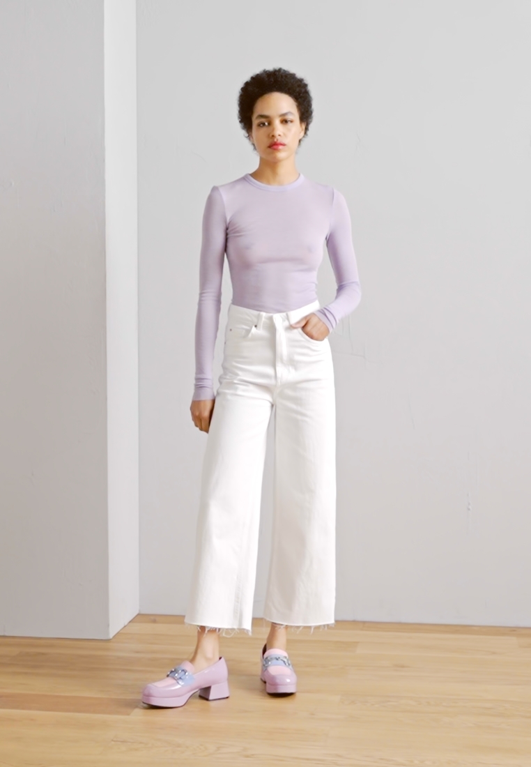 Long sleeved top
