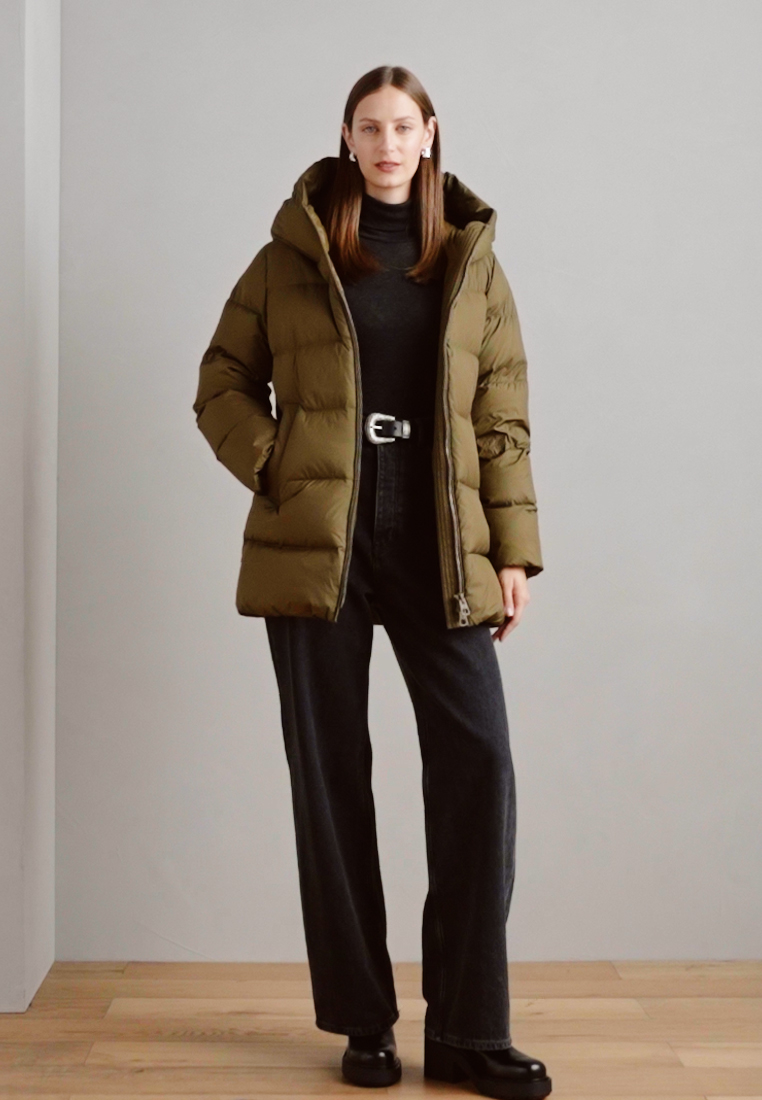 JACKET MIDDLE LENGTH FIXED HOOD WELT POCKETS - Down coat