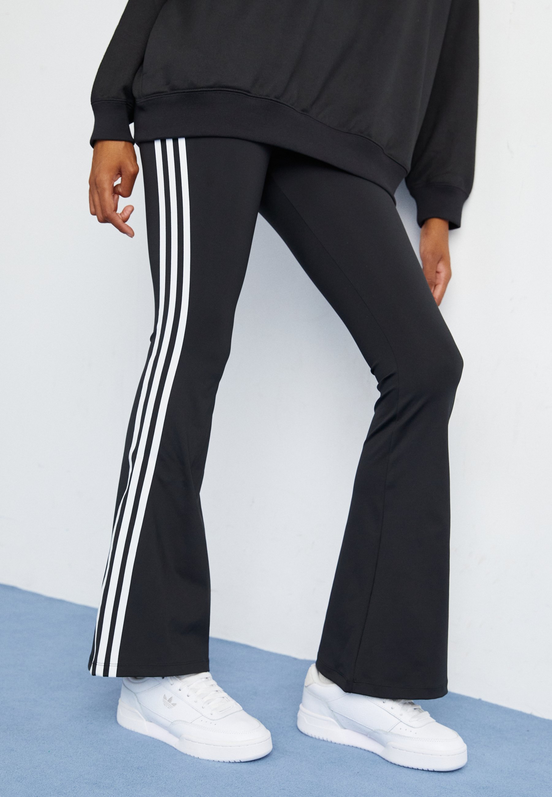 Tracksuit bottoms