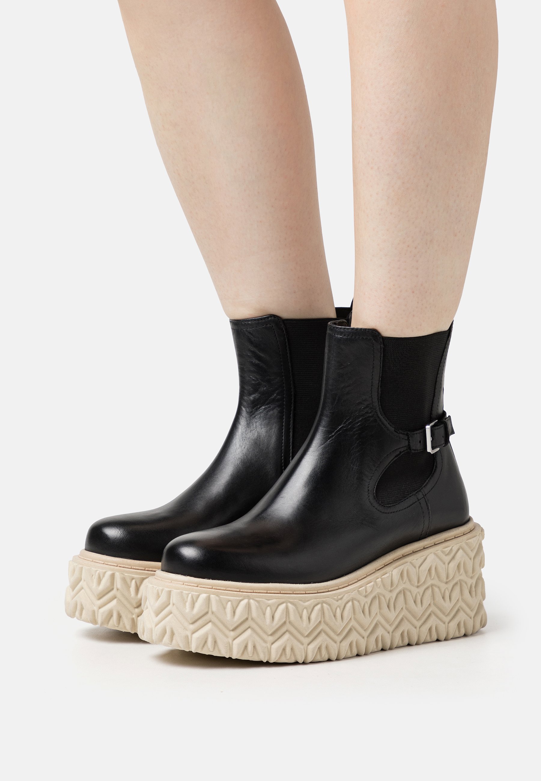 Platform ankle boots