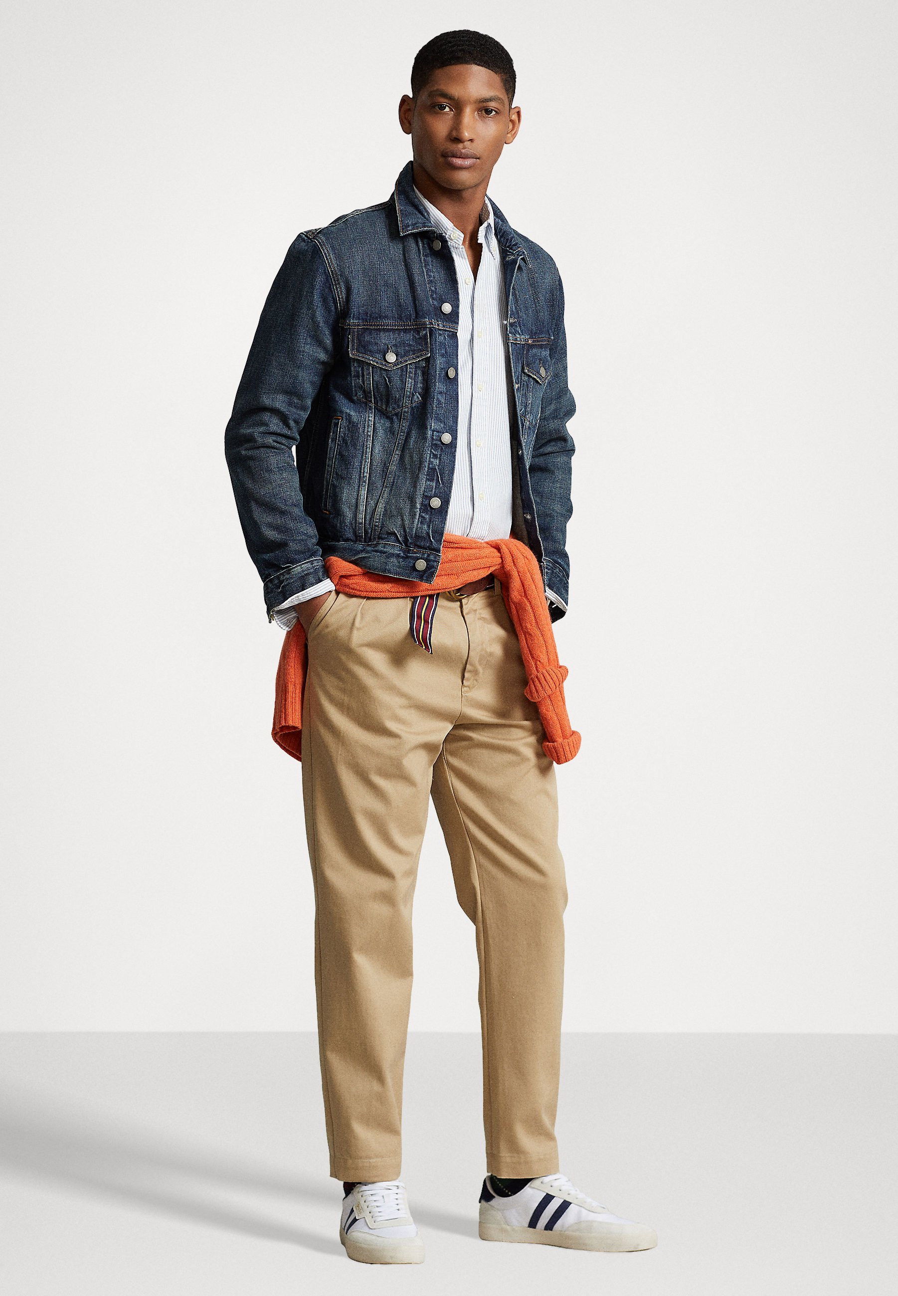TRUCKER JACKET - Denim jacket