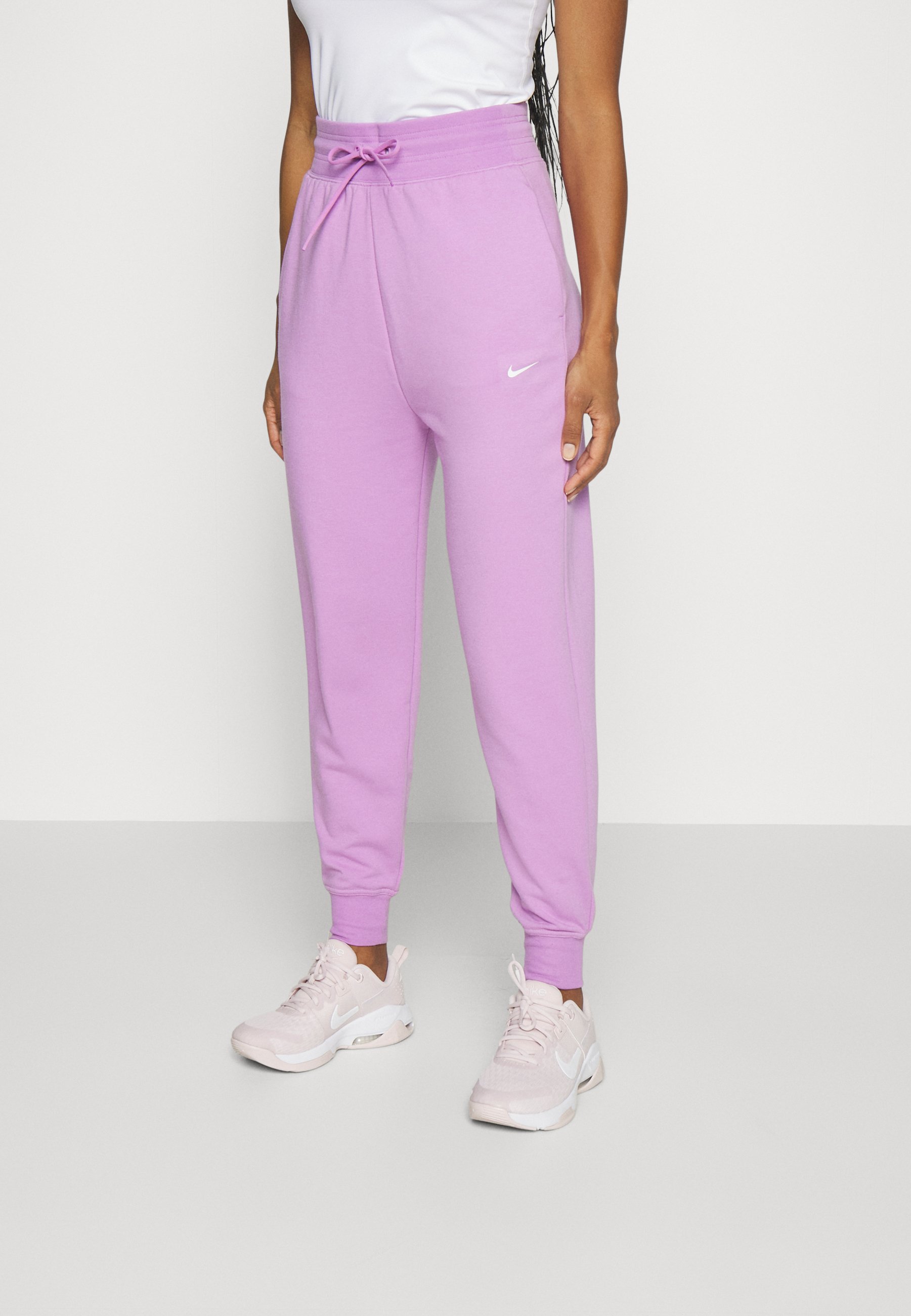 ONE JOGGER PANT - Tracksuit bottoms