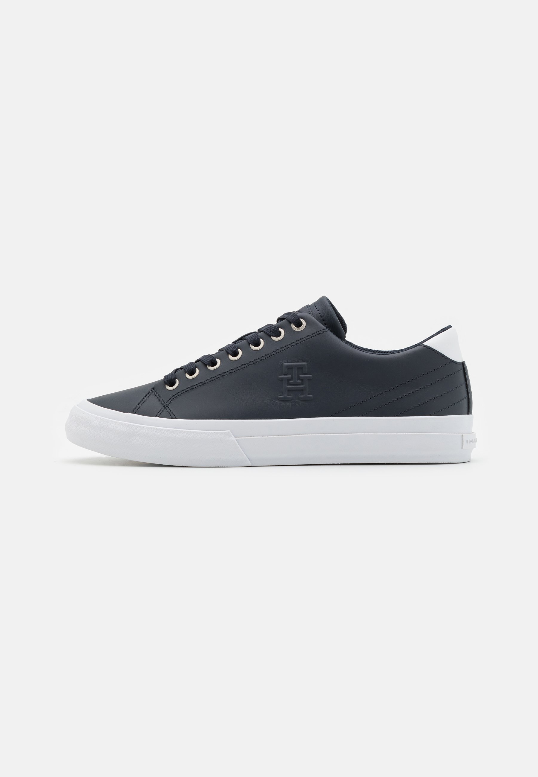 STREET- Trainers