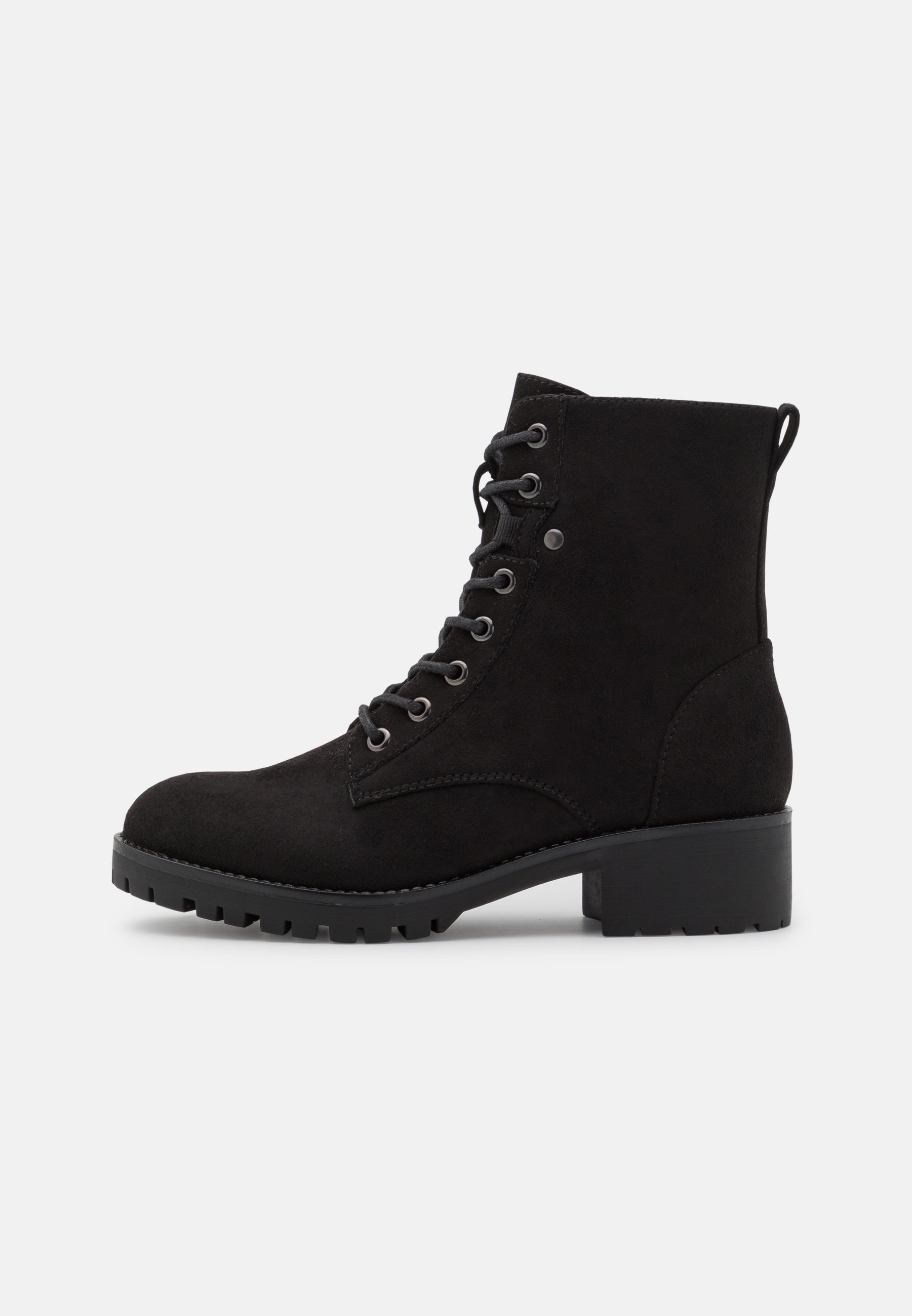 Lace-up ankle boots