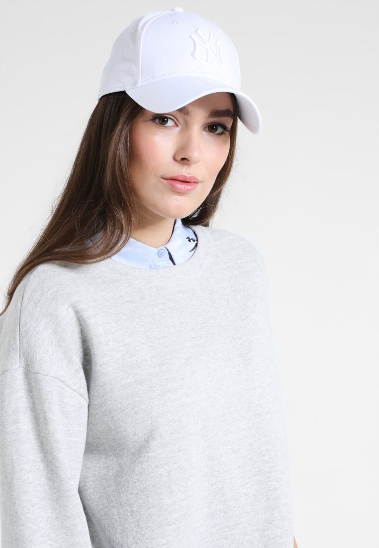 WOMENS ESSENTIAL - Cap