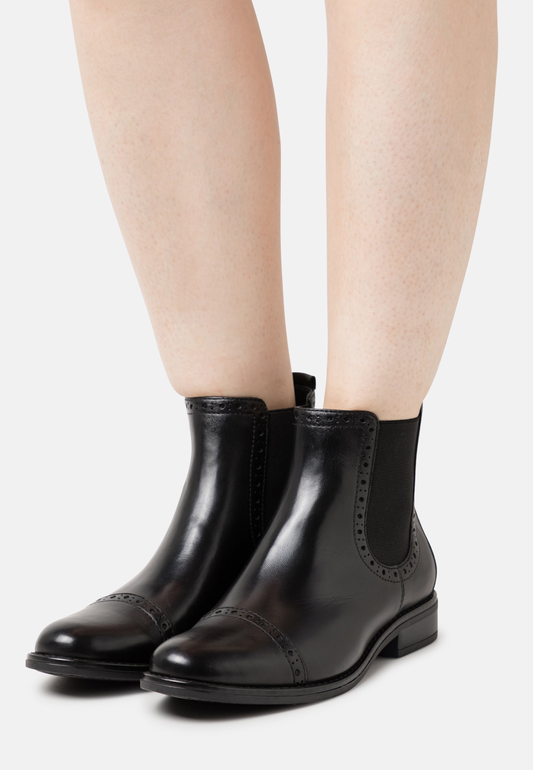 LEATHER - Classic ankle boots