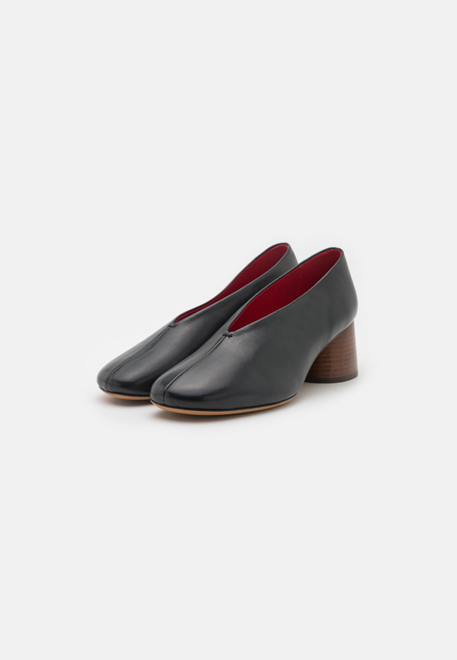 GLOVE- Classic heels