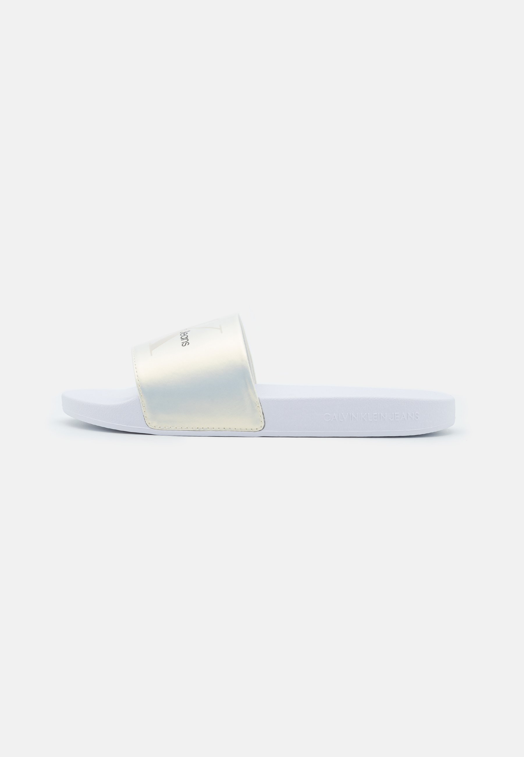 NY PEARL - Pool slides