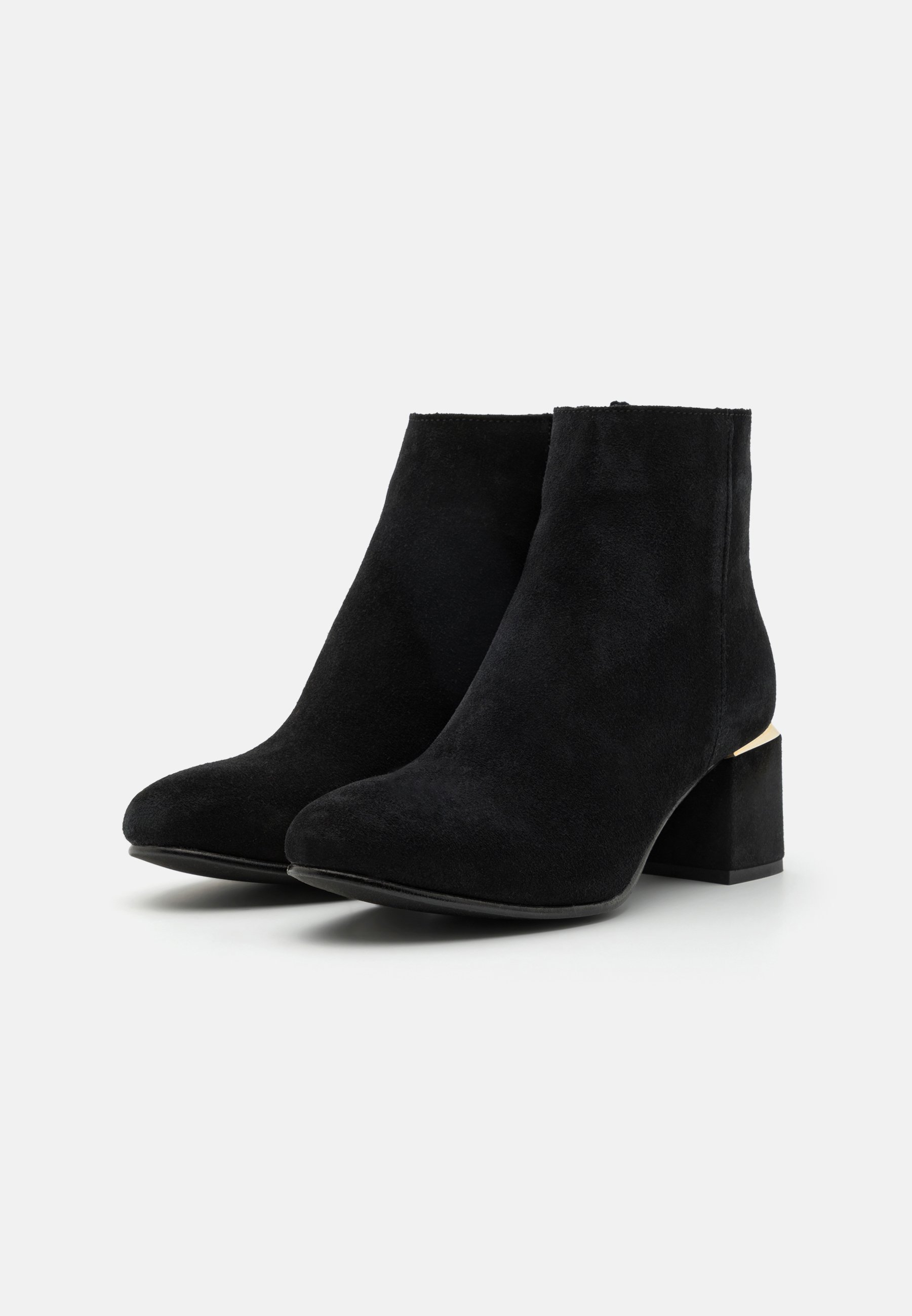 LEATHER- Ankle boots