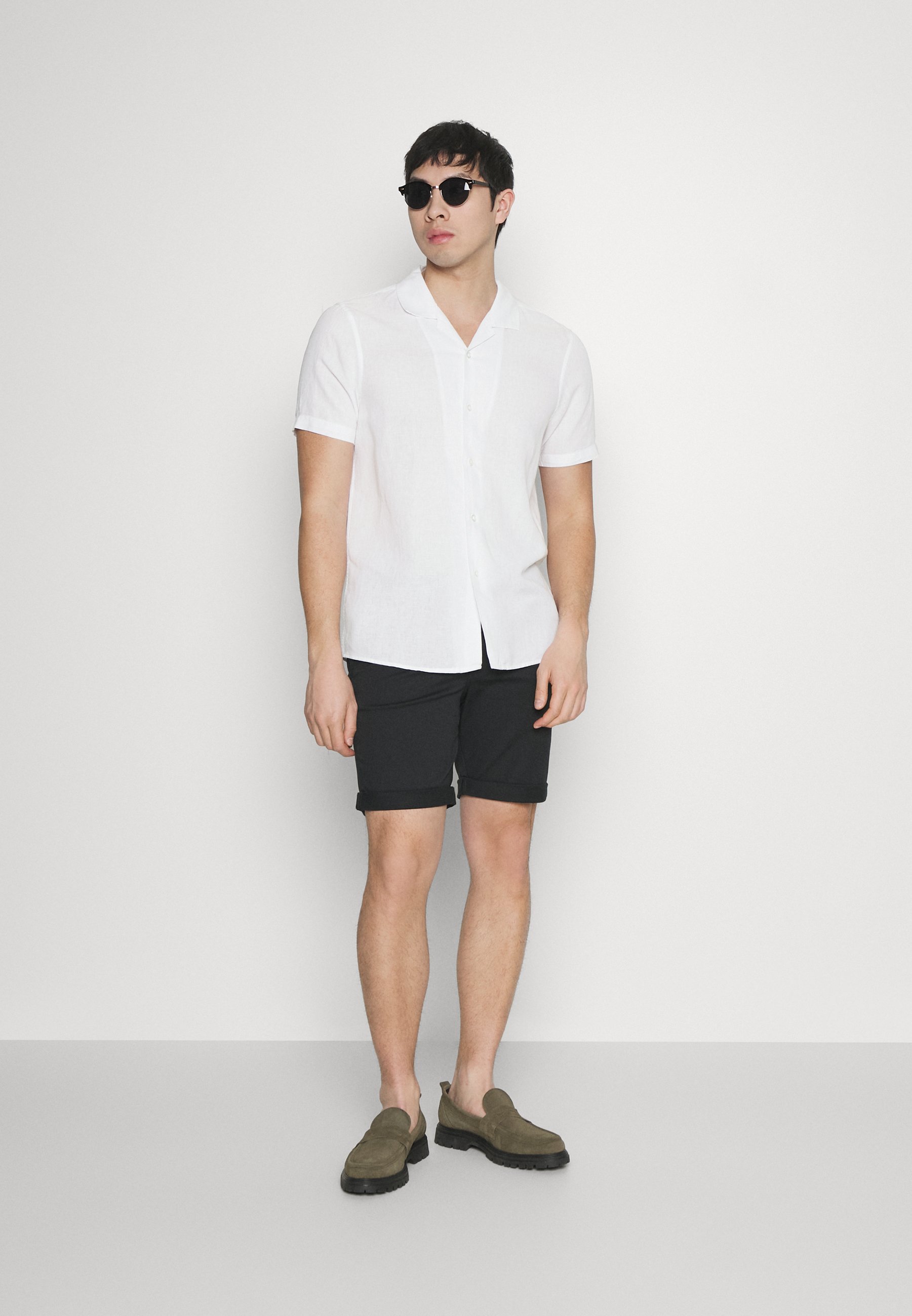 Shirt -white