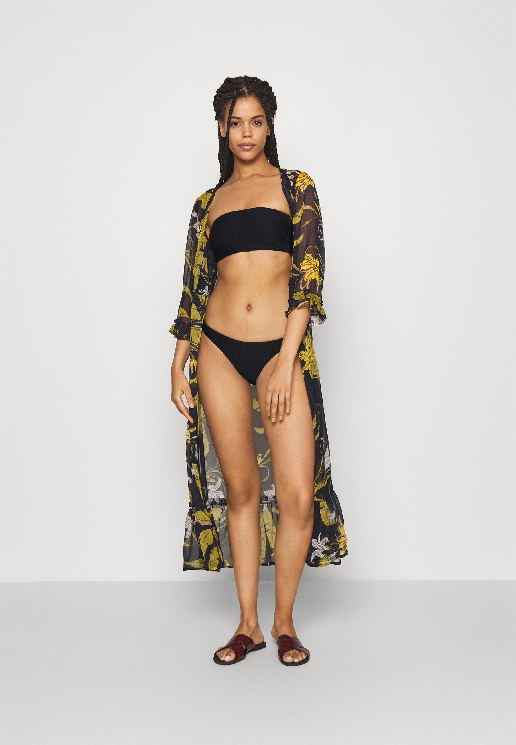 ESSENTIALS TUBE TOP - Bikini top