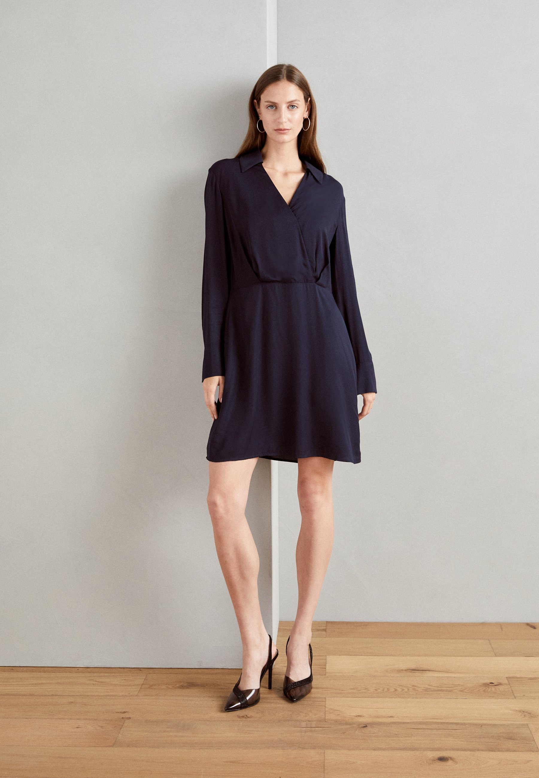 DRESS MODERN WRAP STYLE SHIRT COLLAR LONG SLEEVE - Day dress