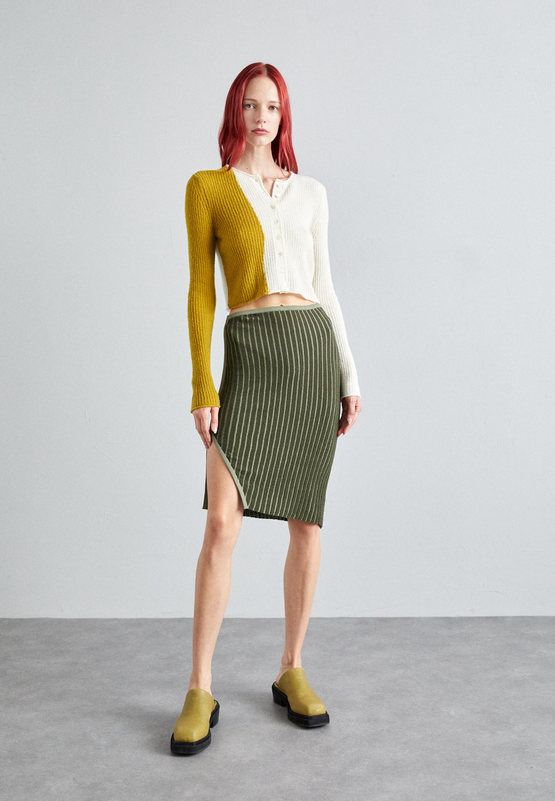FLUTED SKIRT - Pencil skirt