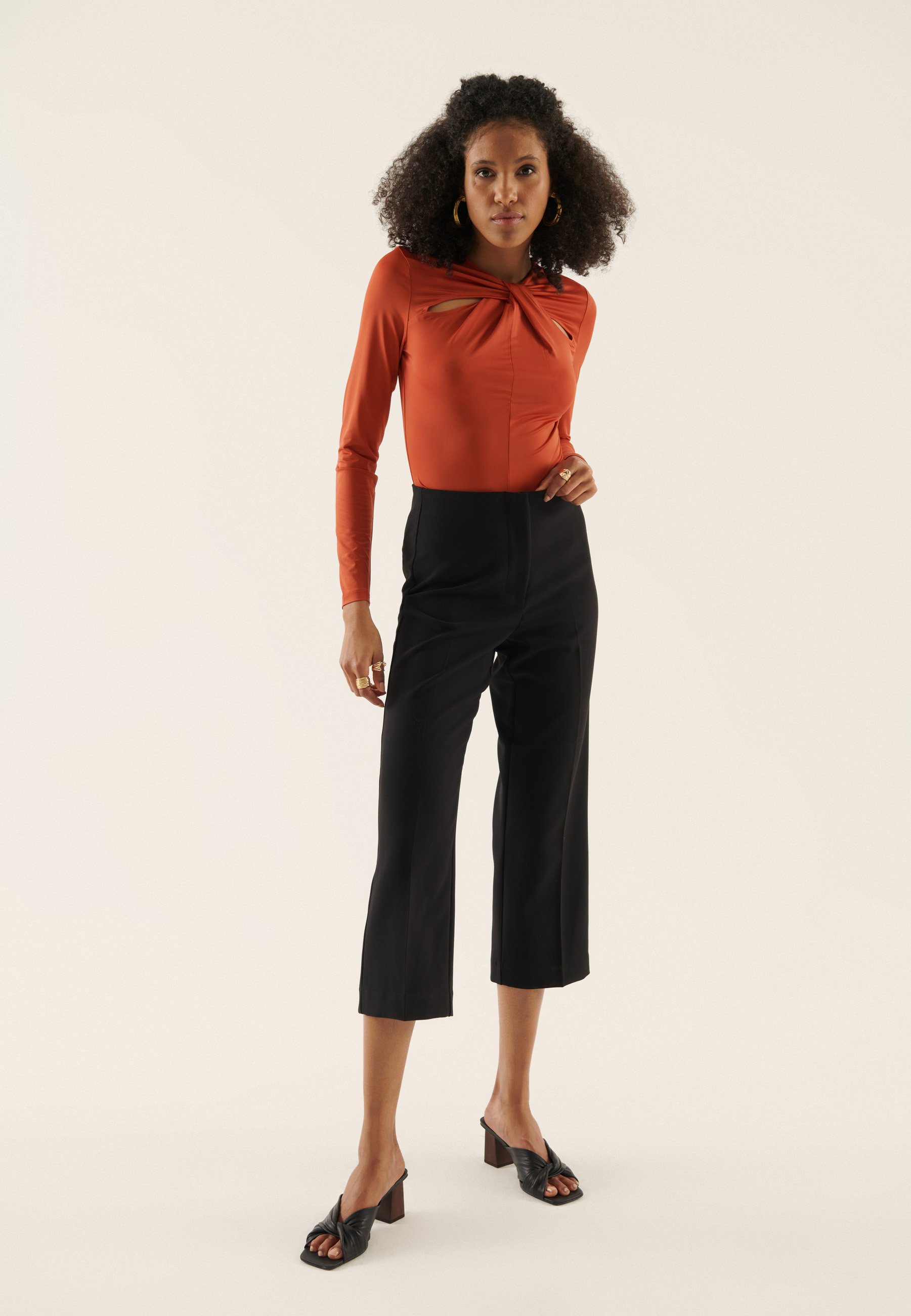 Long sleeved top
