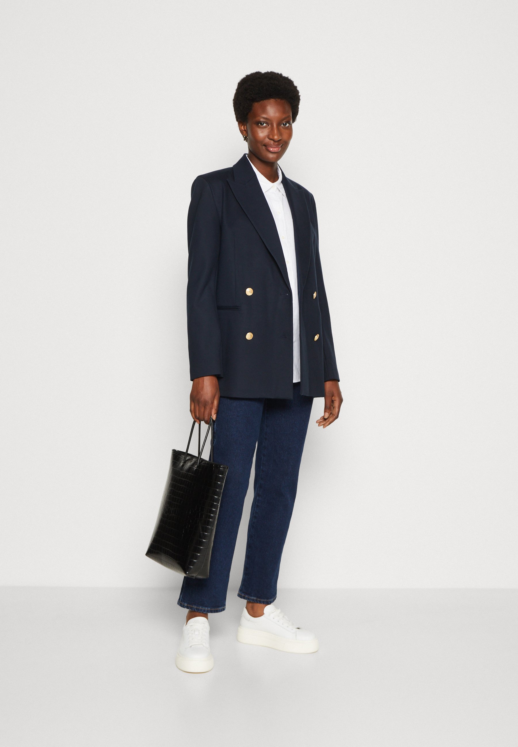 RELAXED CLASSIC - Short coat