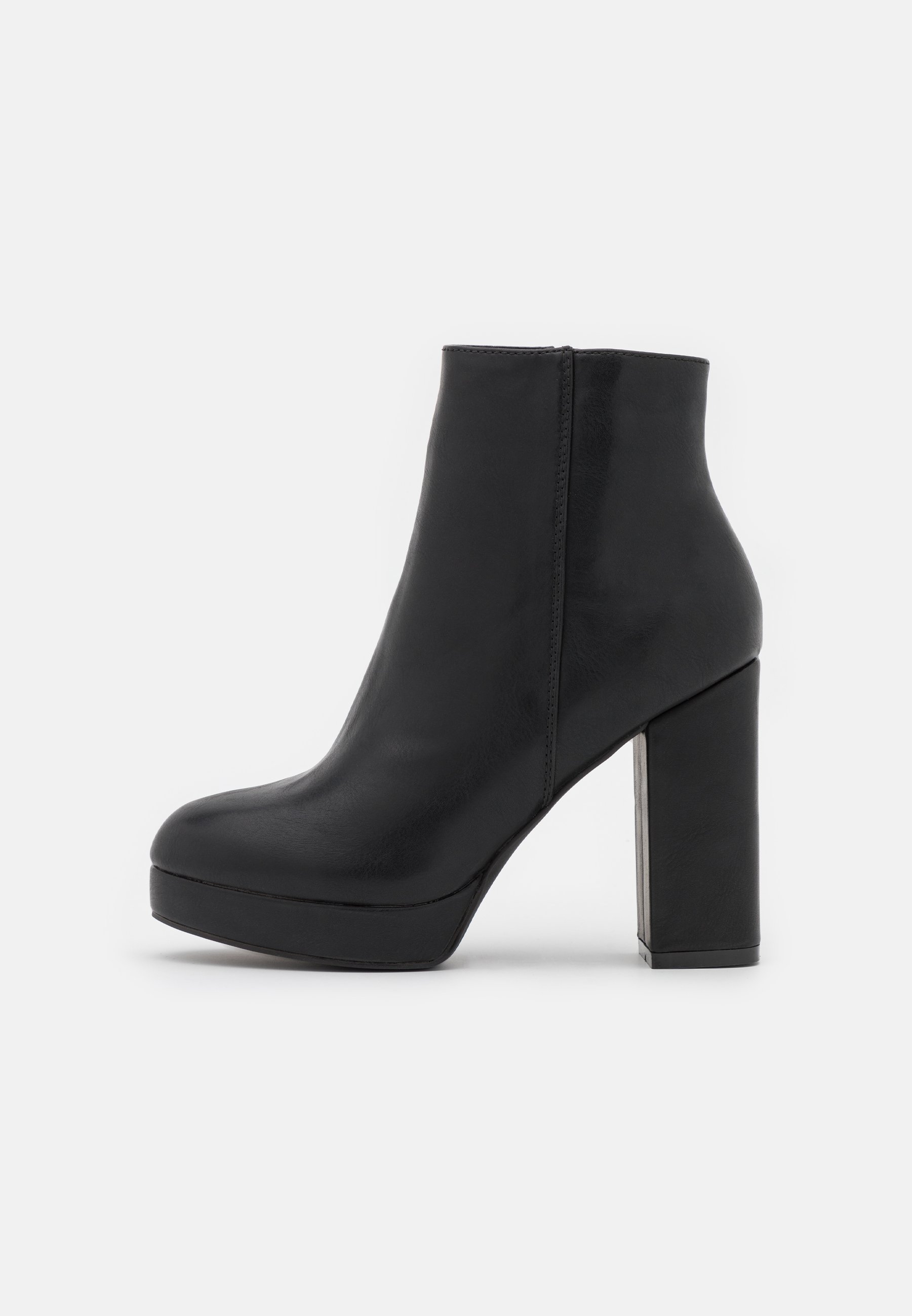 Platform ankle boots
