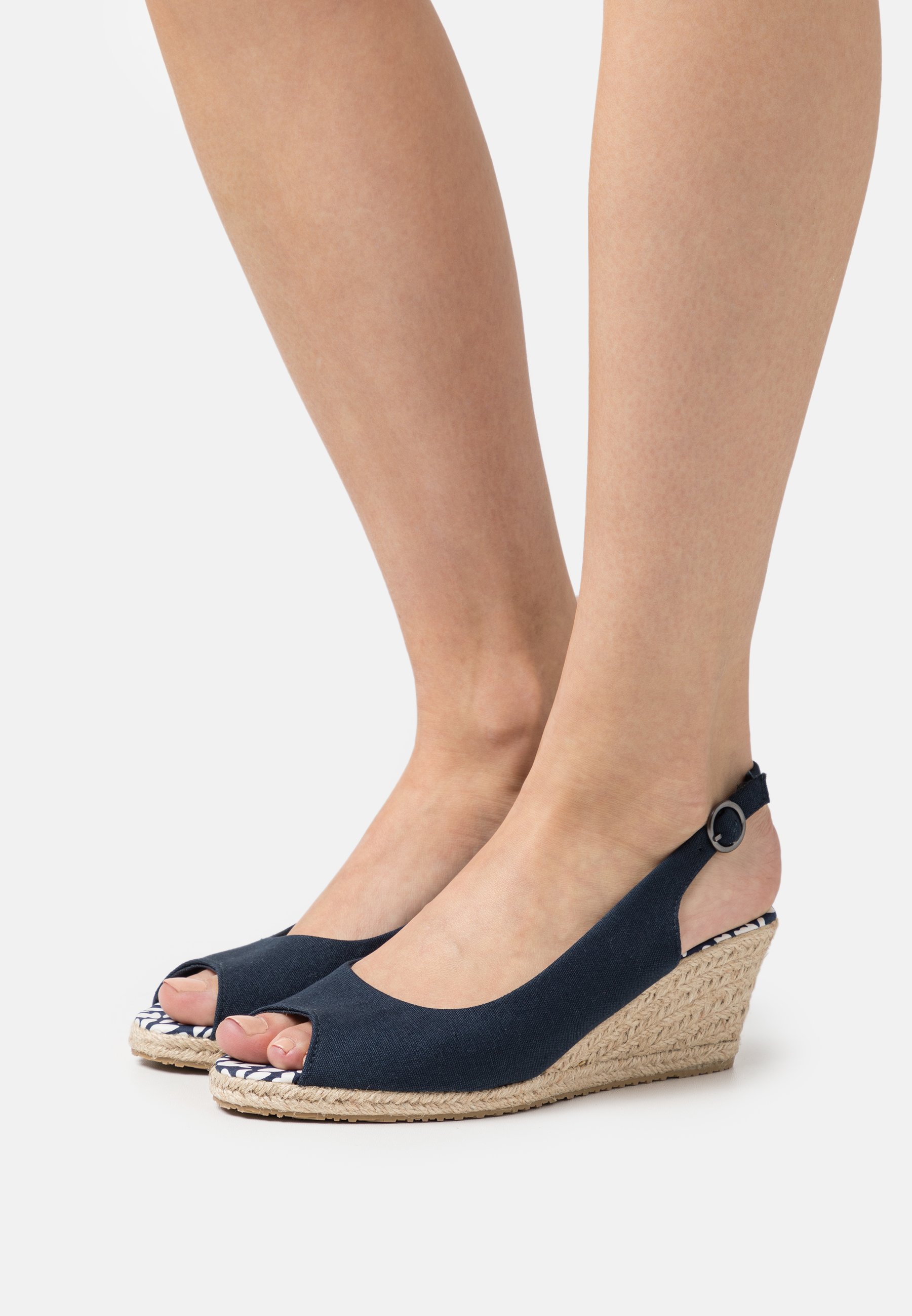 Wedge sandals