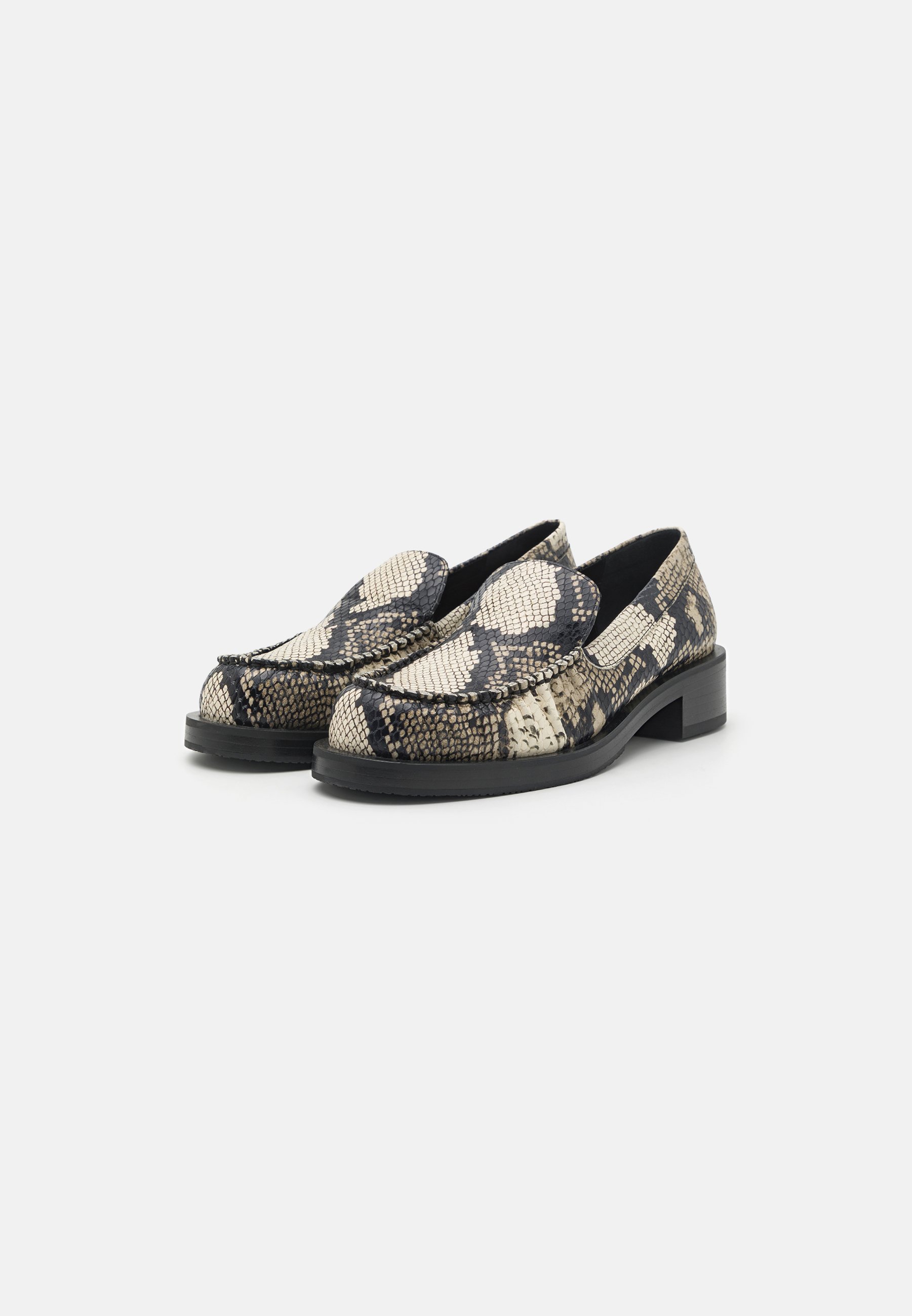 GRAYSON LOAFER - Slip-ons