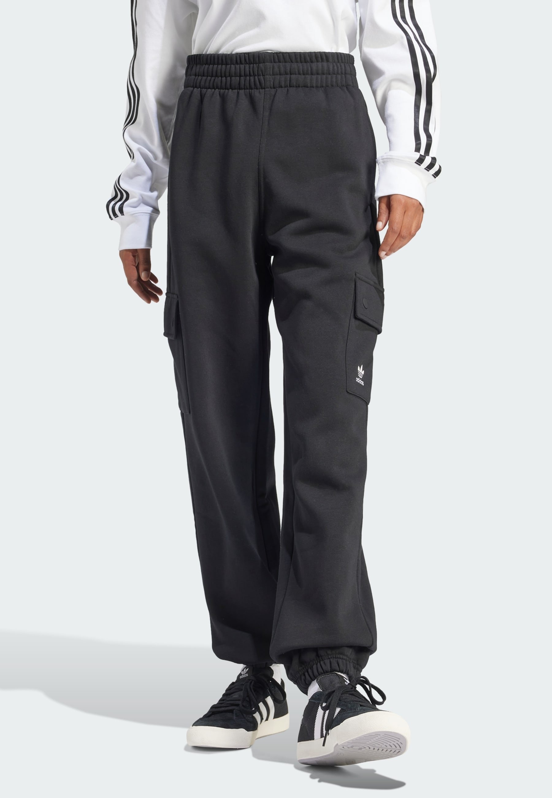 ESSENTIALS JOGGER - Tracksuit bottoms