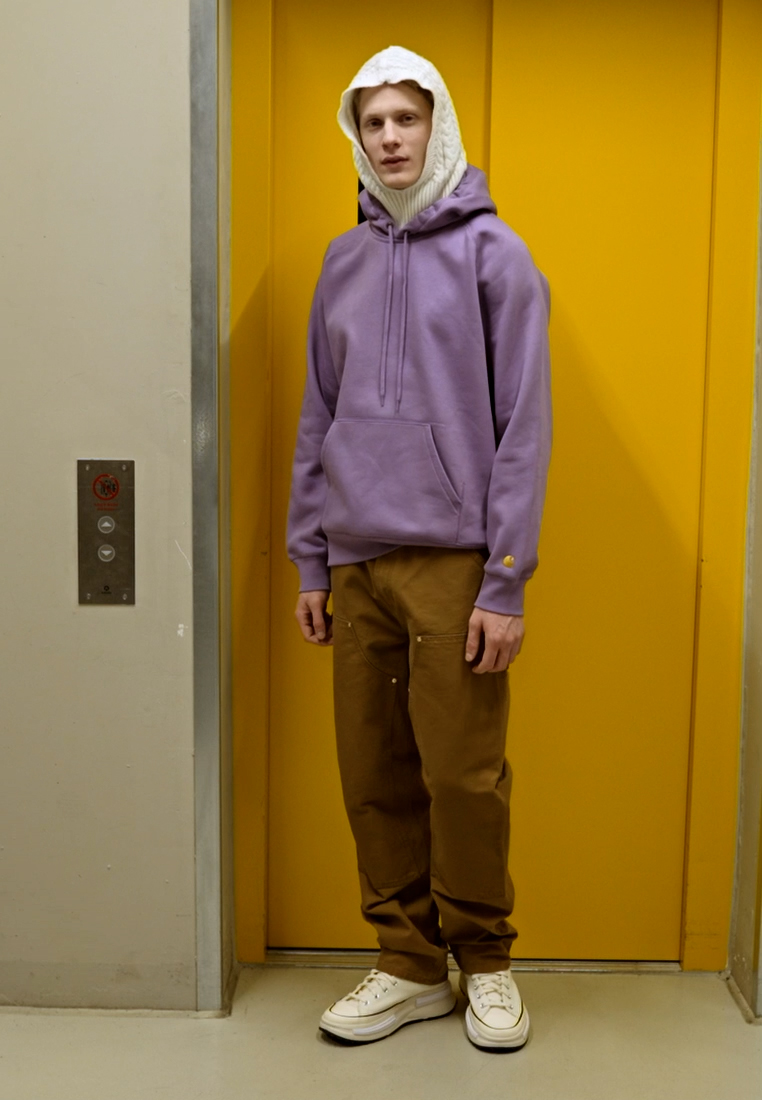 HOODED CHASE - Hoodie