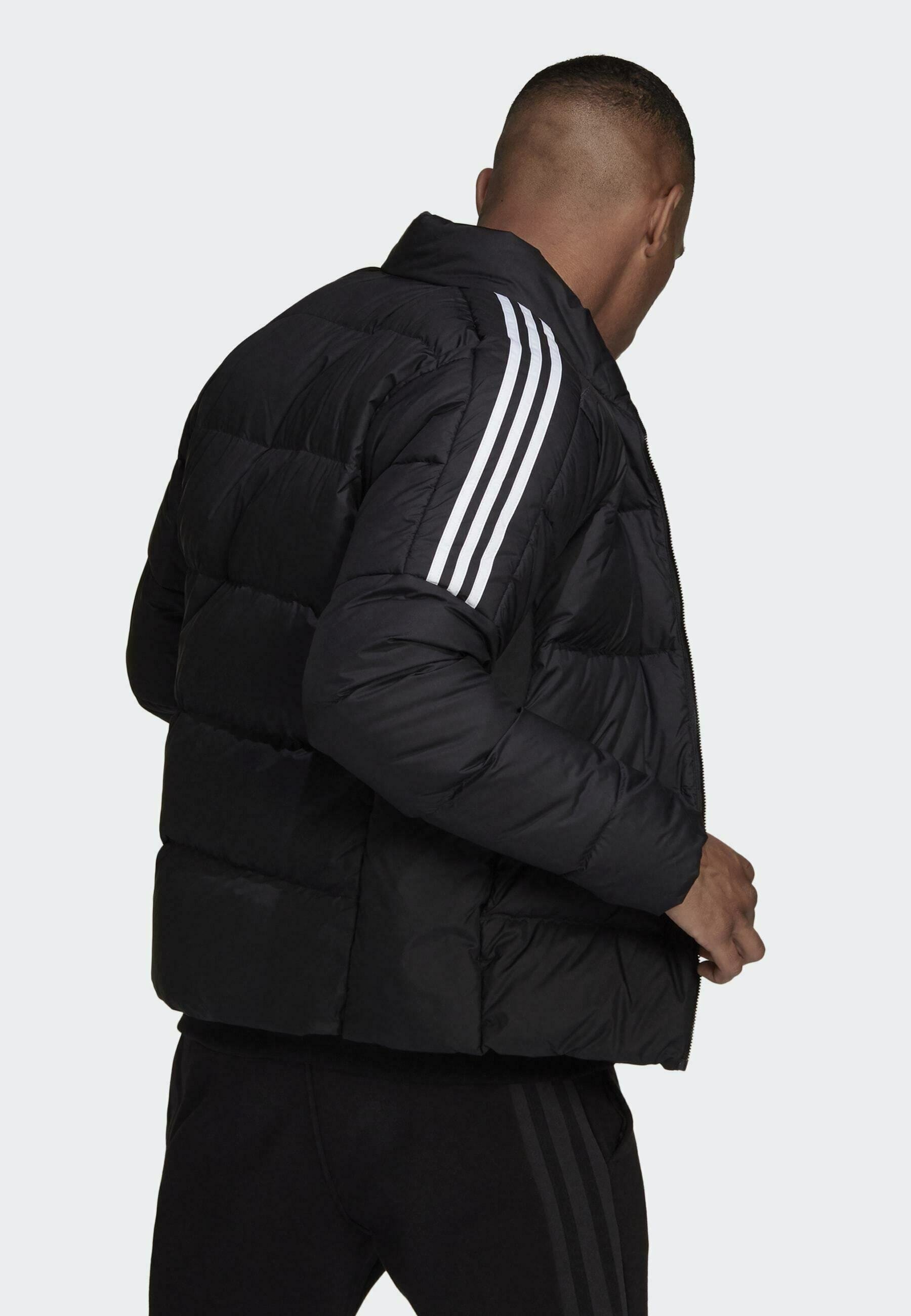 ESSENTIALS MIDWEIGHT - Down jacket