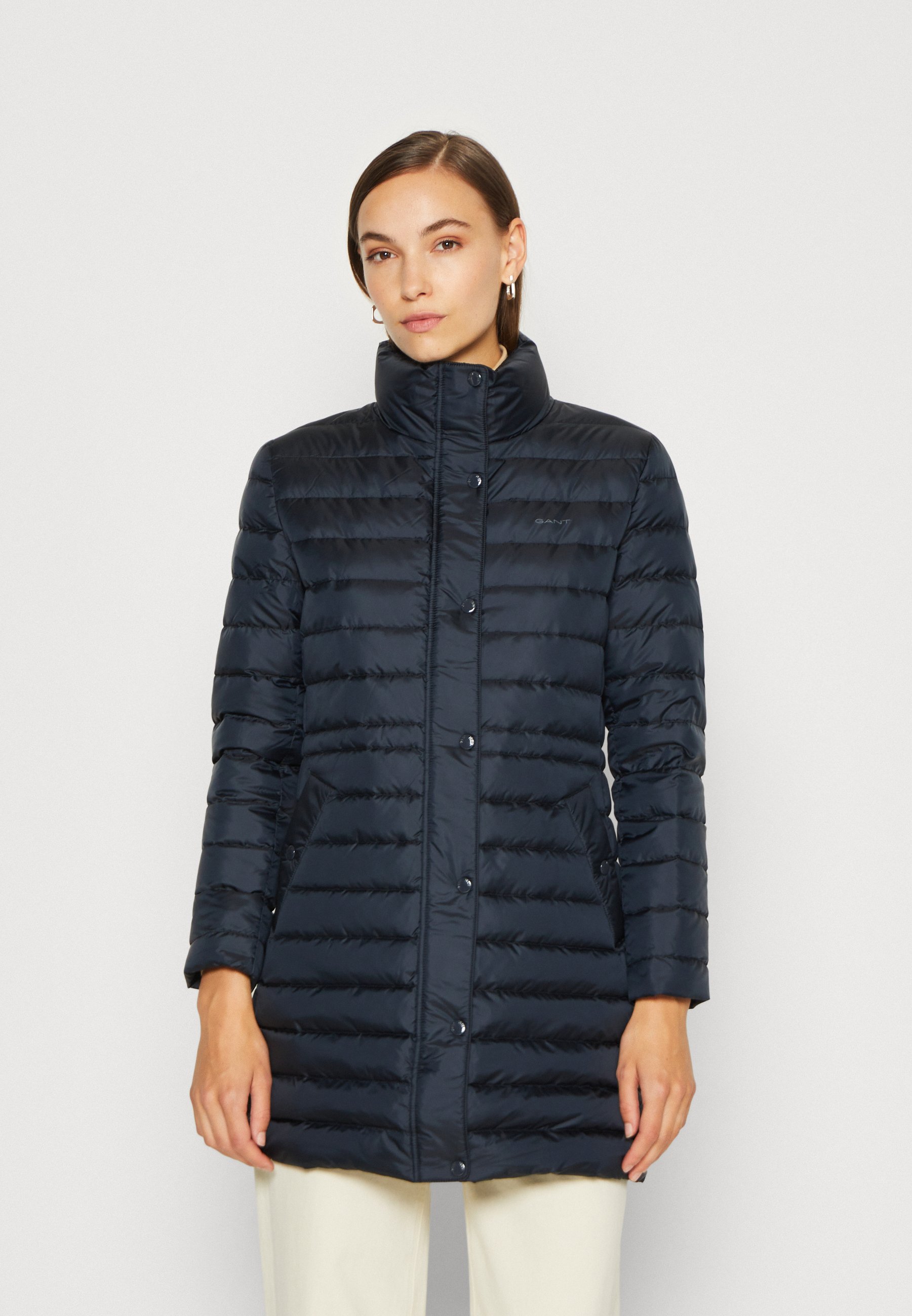 LIGHT COAT - Down coat