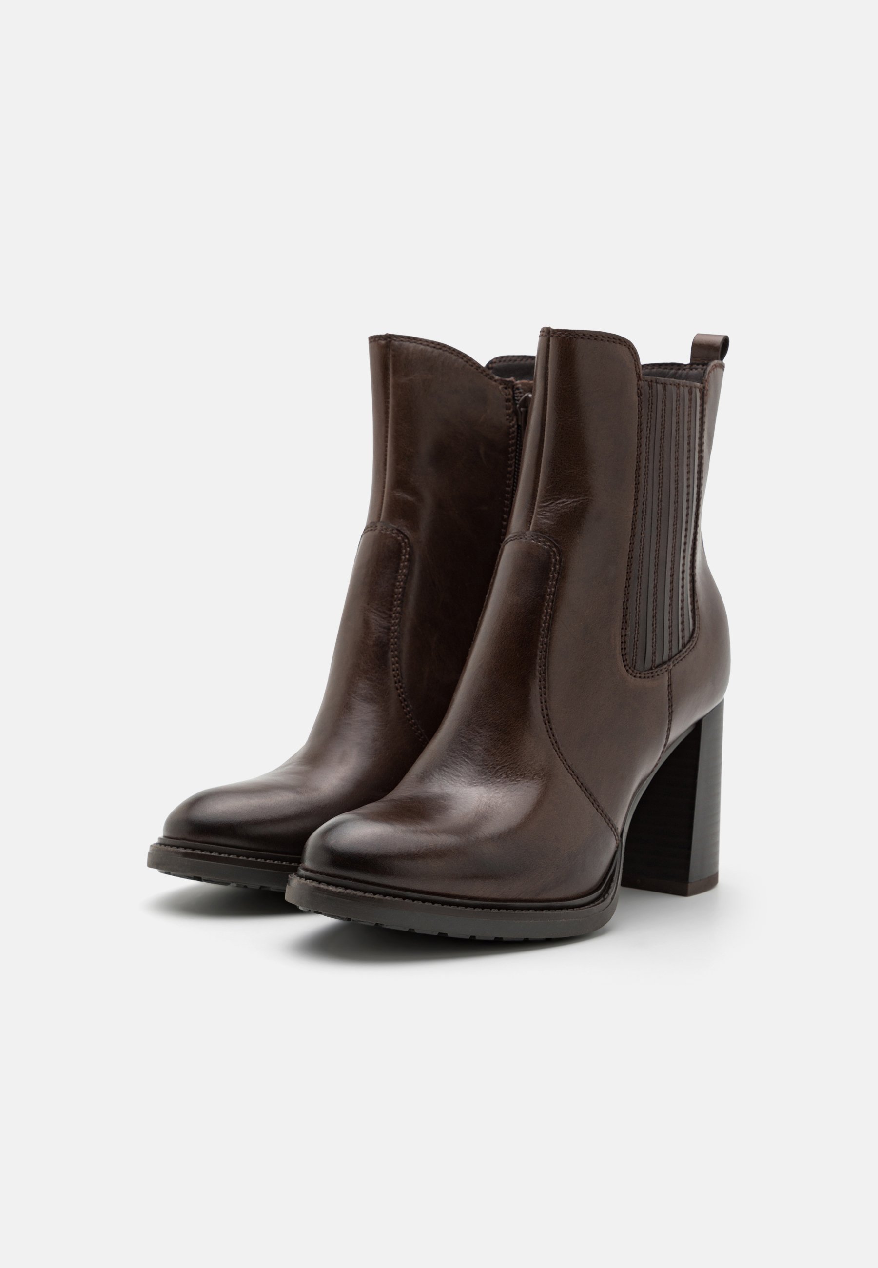 LEATHER- Classic ankle boots