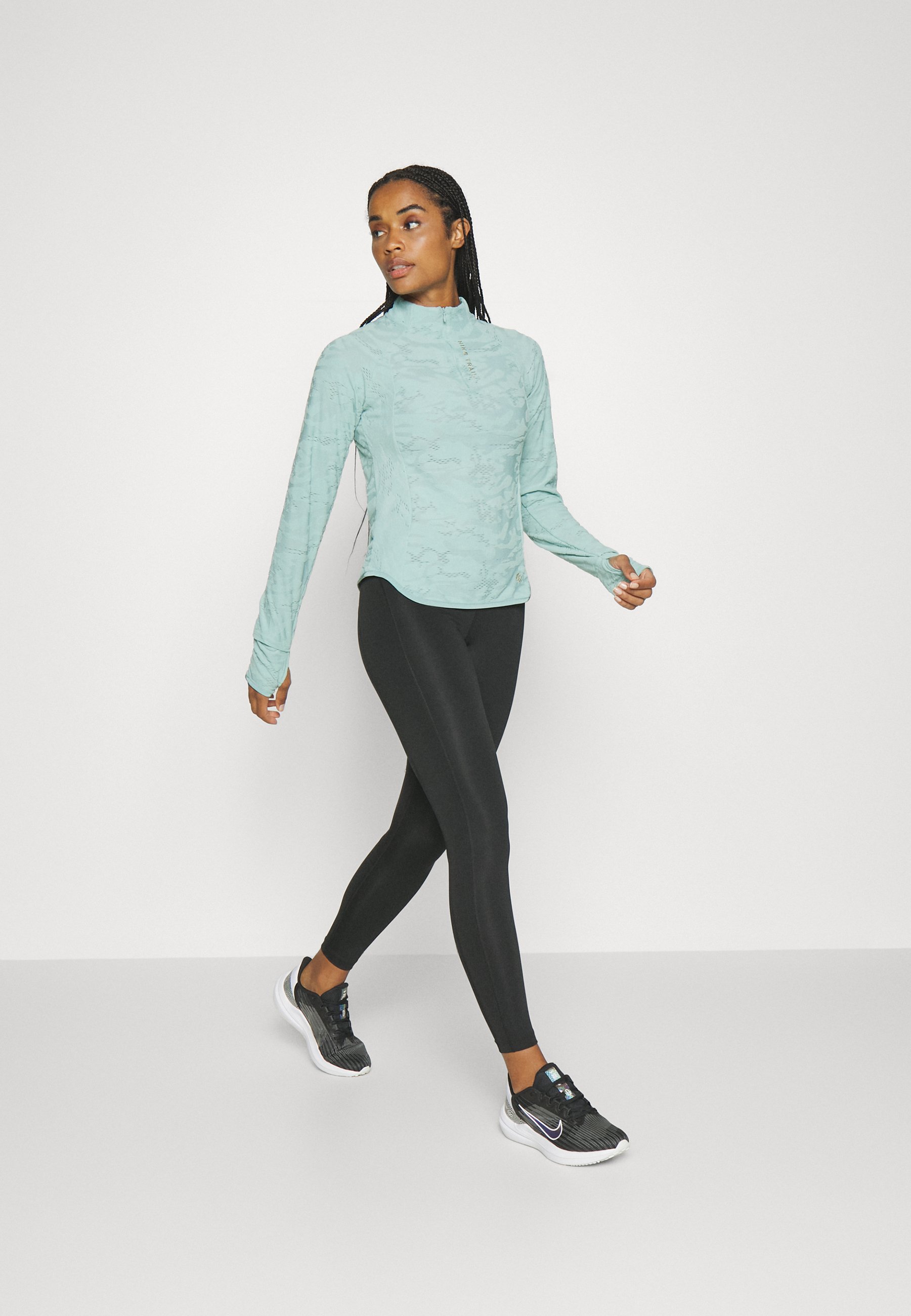 Long sleeved top