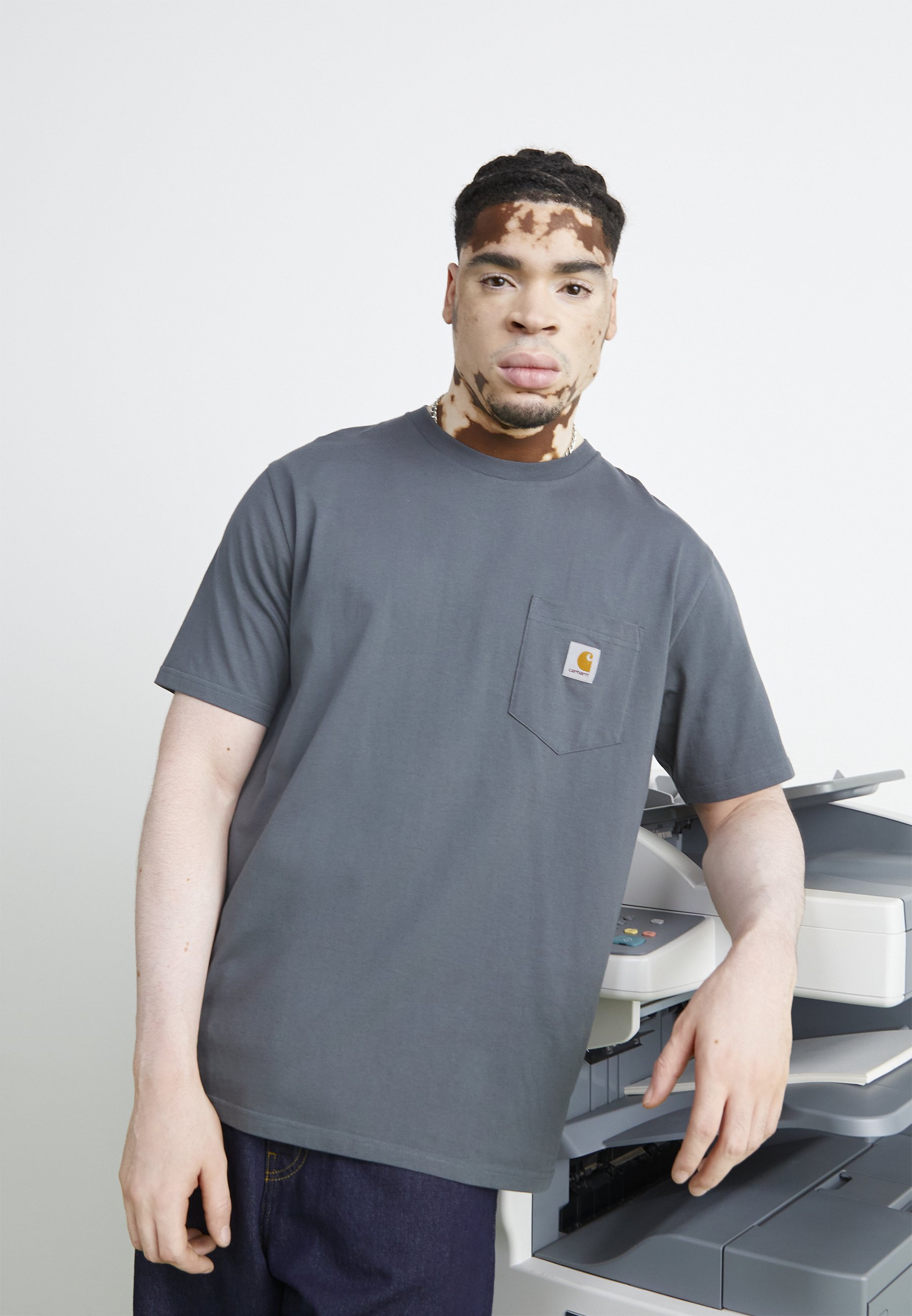 POCKET - Basic T-shirt