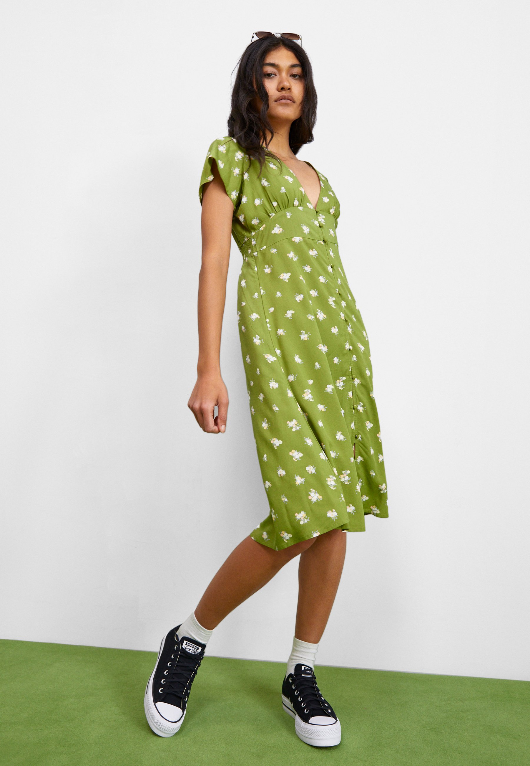 PRETTY - Day dress