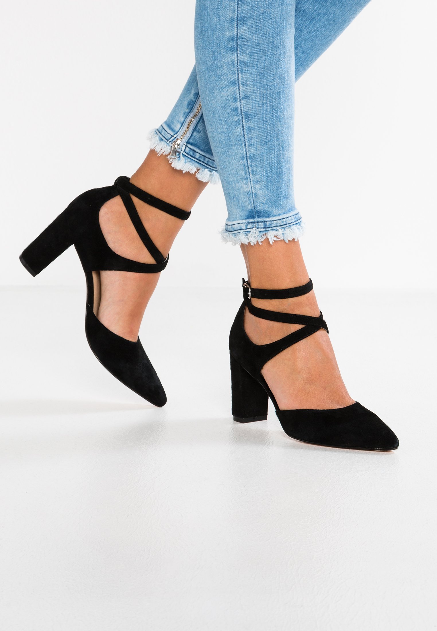 LEATHER- High heels