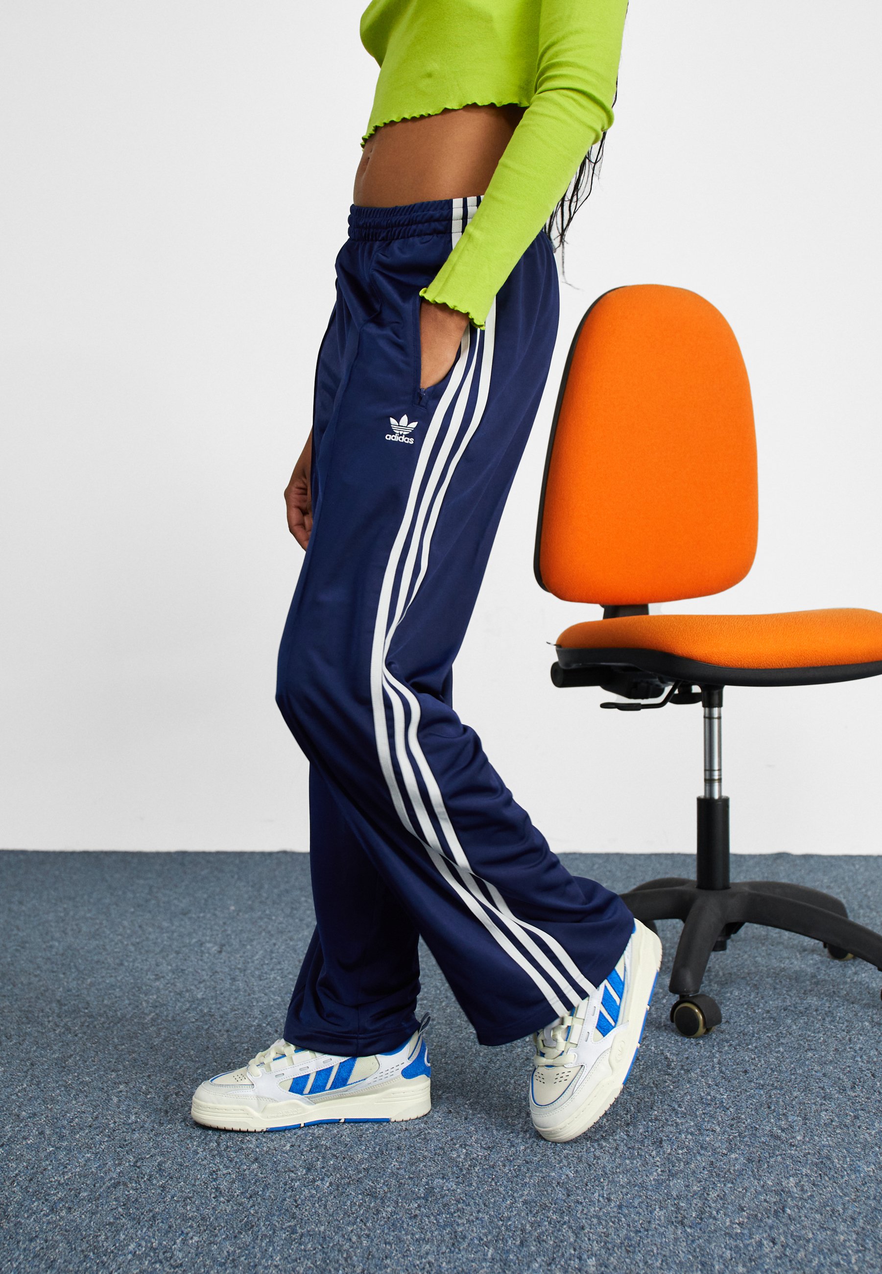 FIREBIRD LOOSE - Tracksuit bottoms