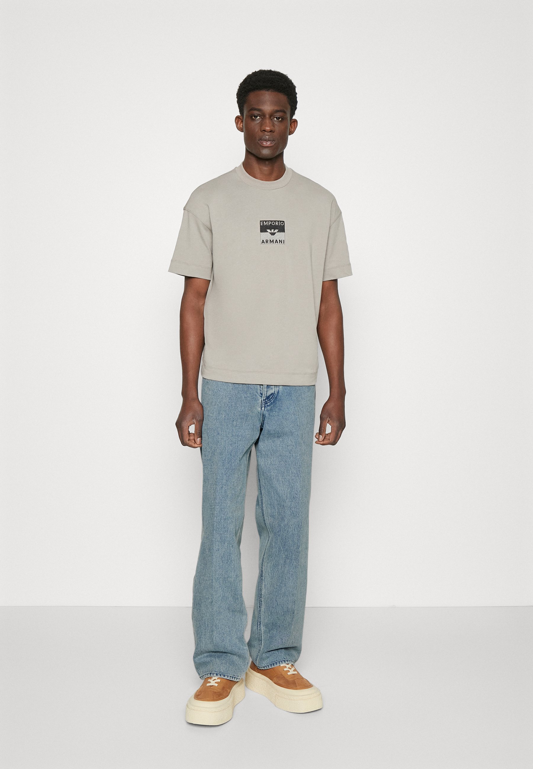Relaxed fit jeans