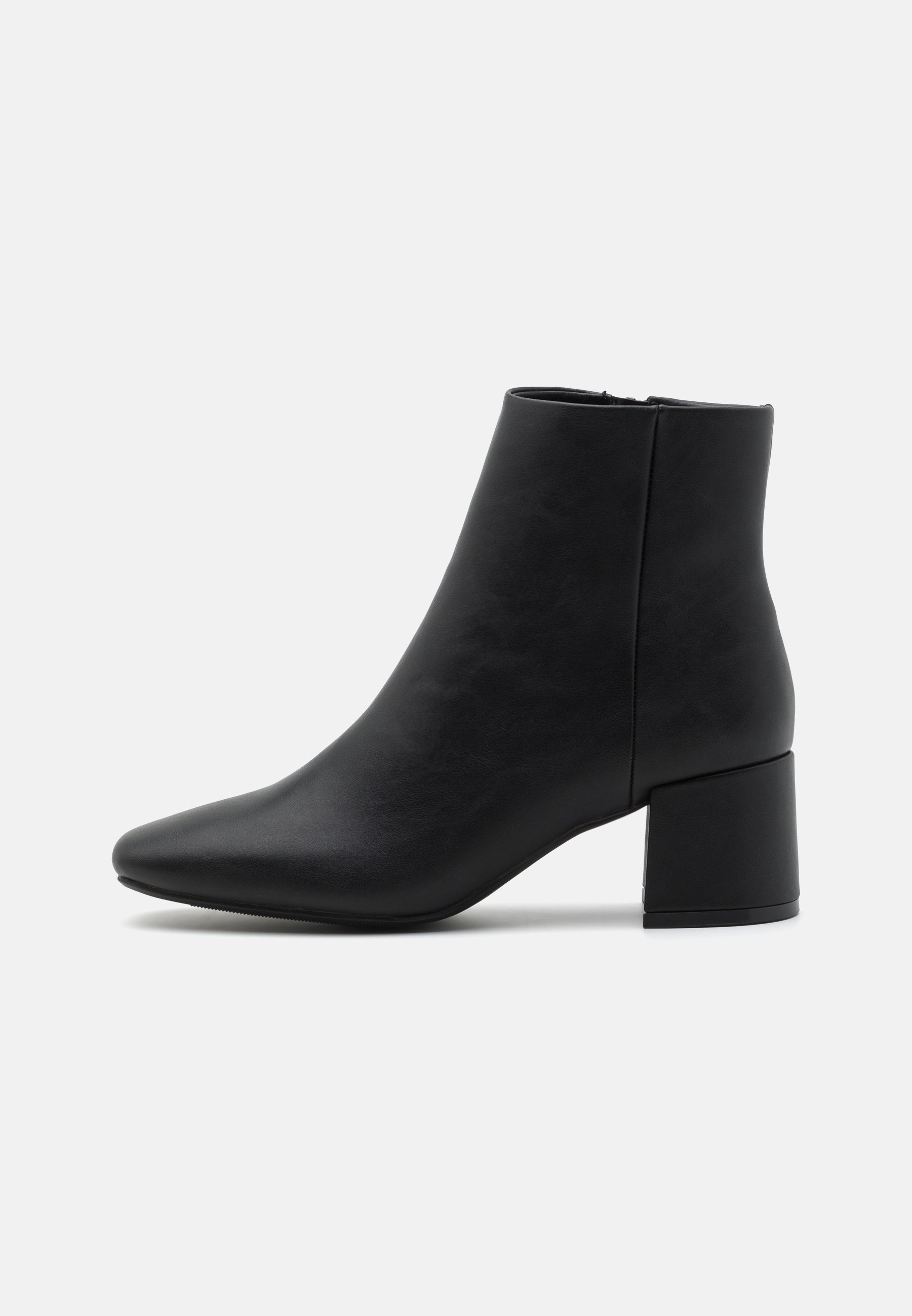 Classic ankle boots