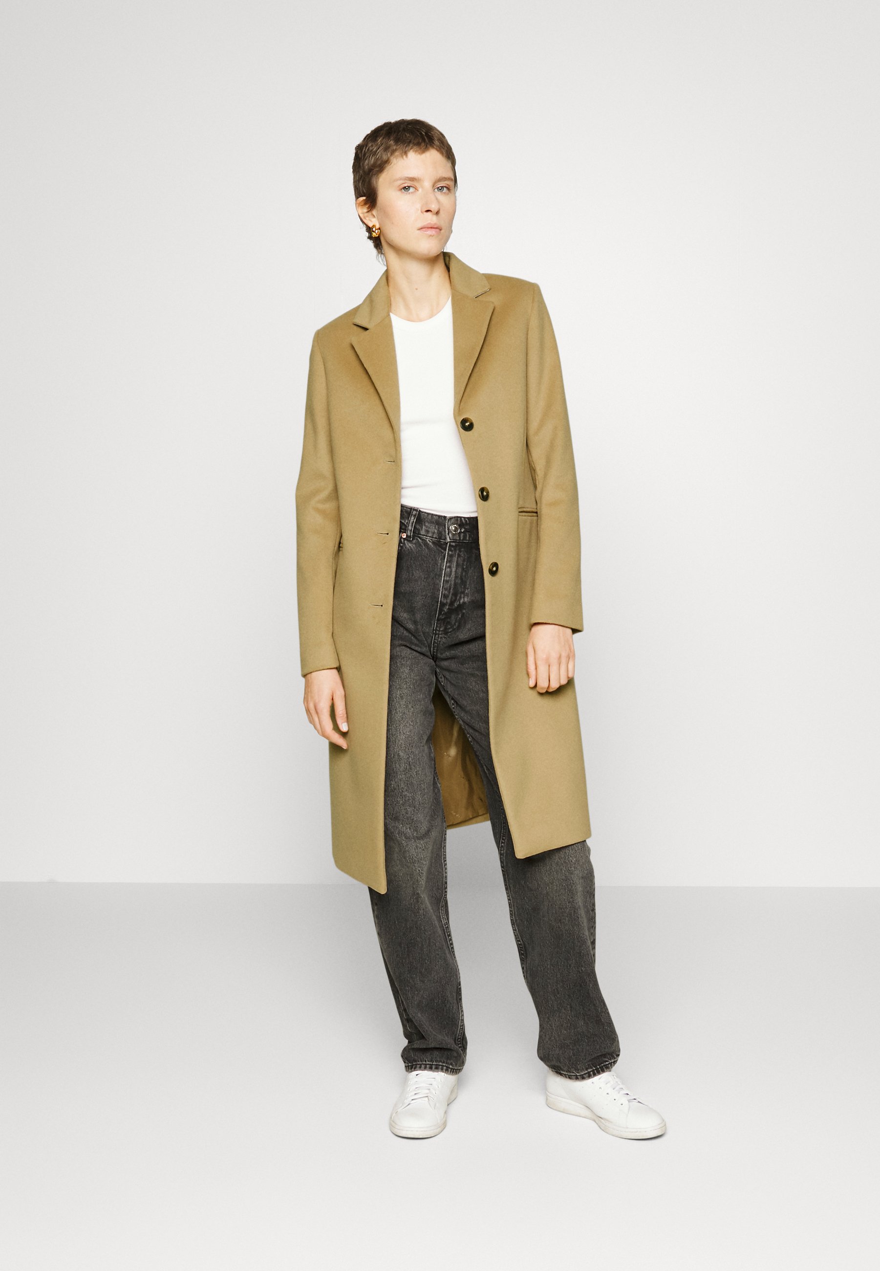 Classic coat