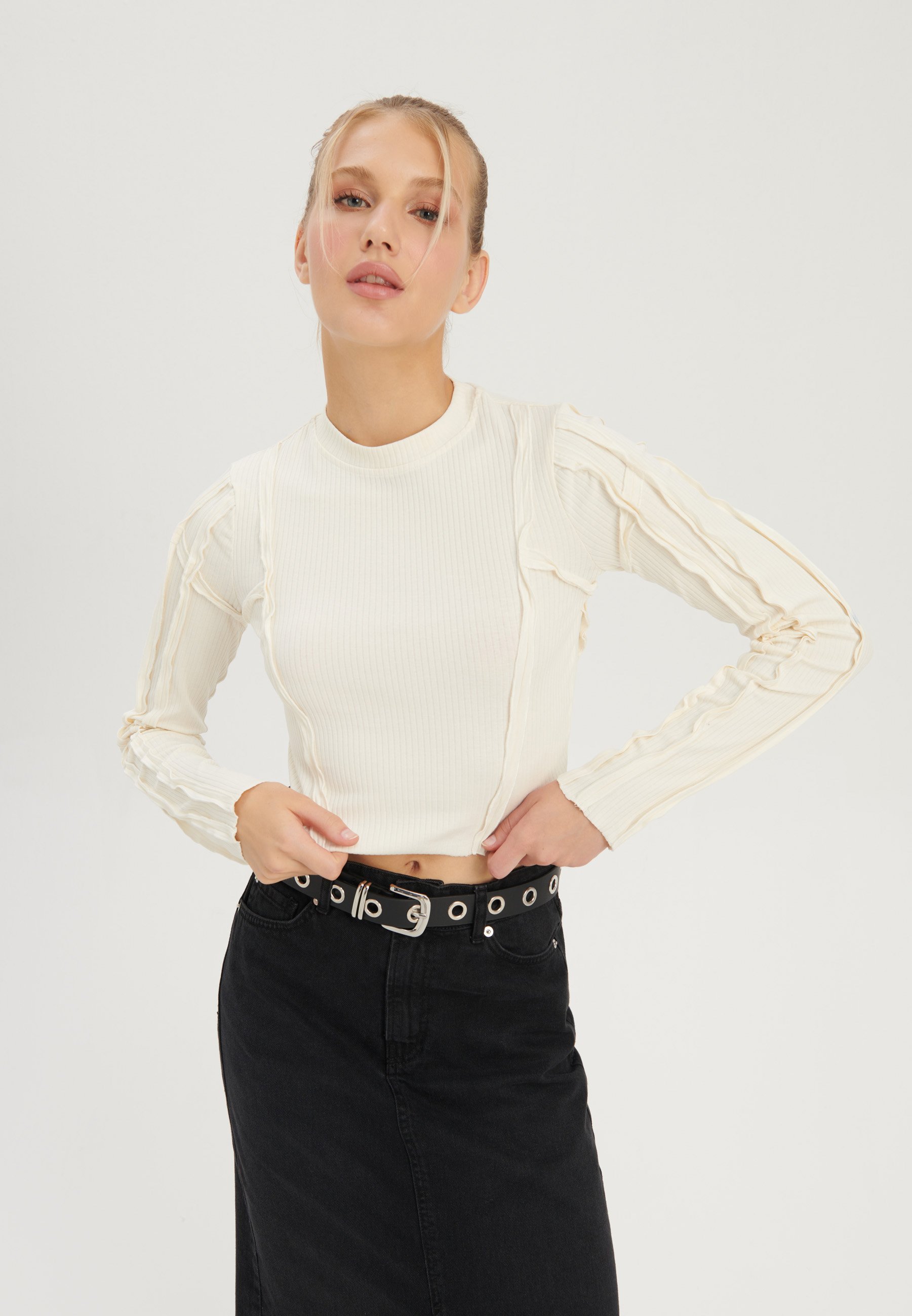 Long sleeved top