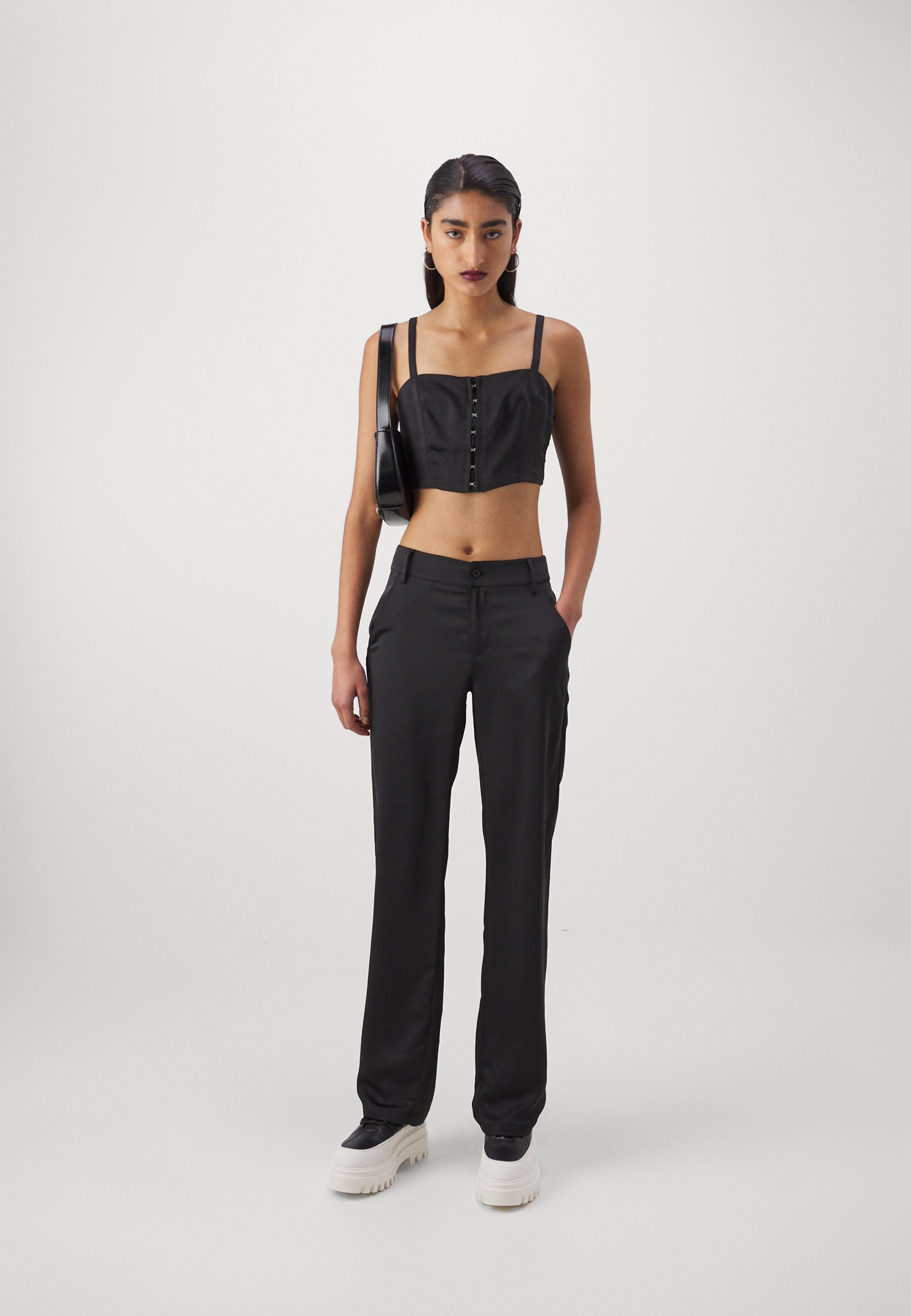 EXCLUSIVE STRAIGHT PANT - Trousers