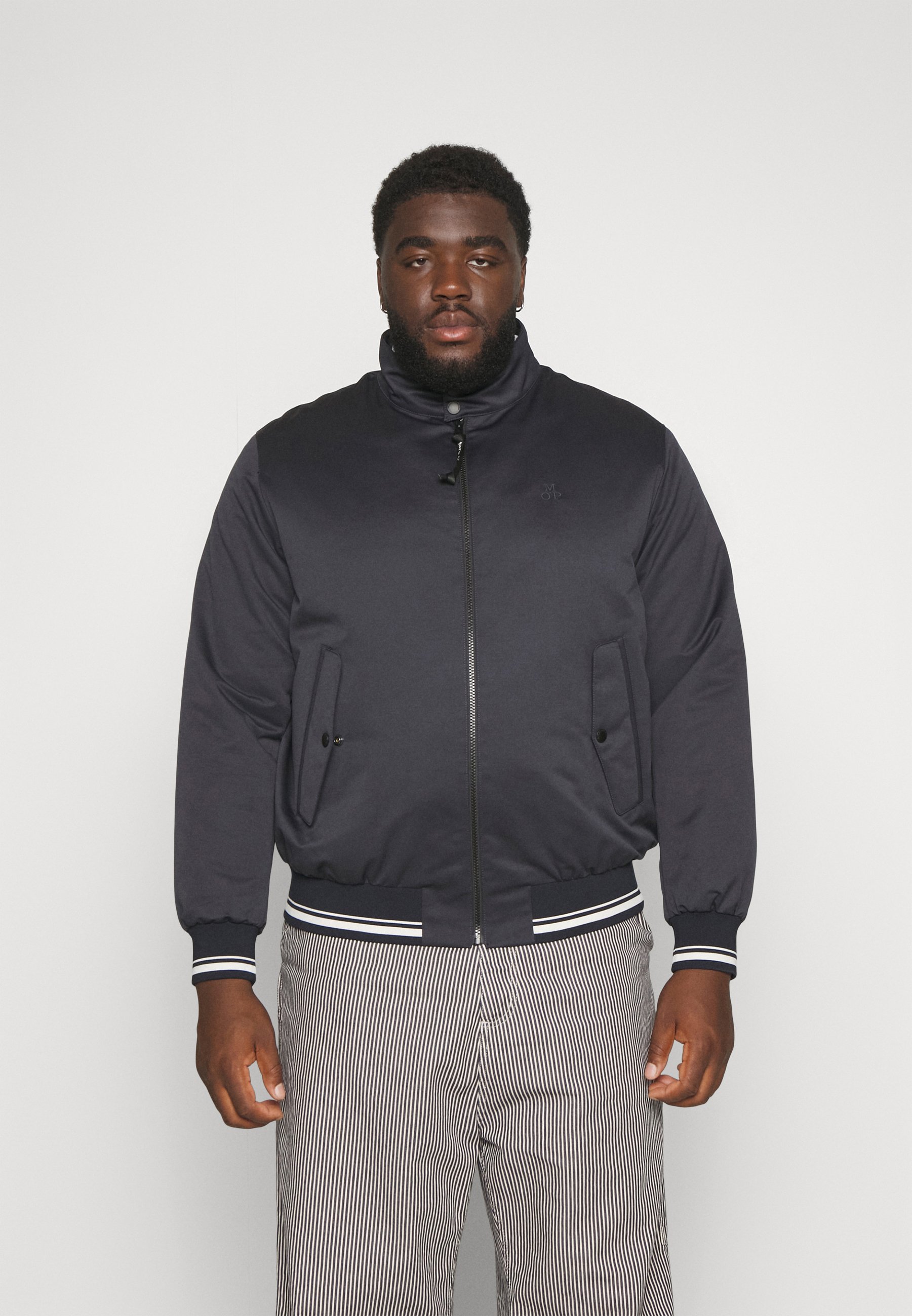 HARRINGTON BIKER COLLAR FLAP POCKETS BIG- Bomber Jacket