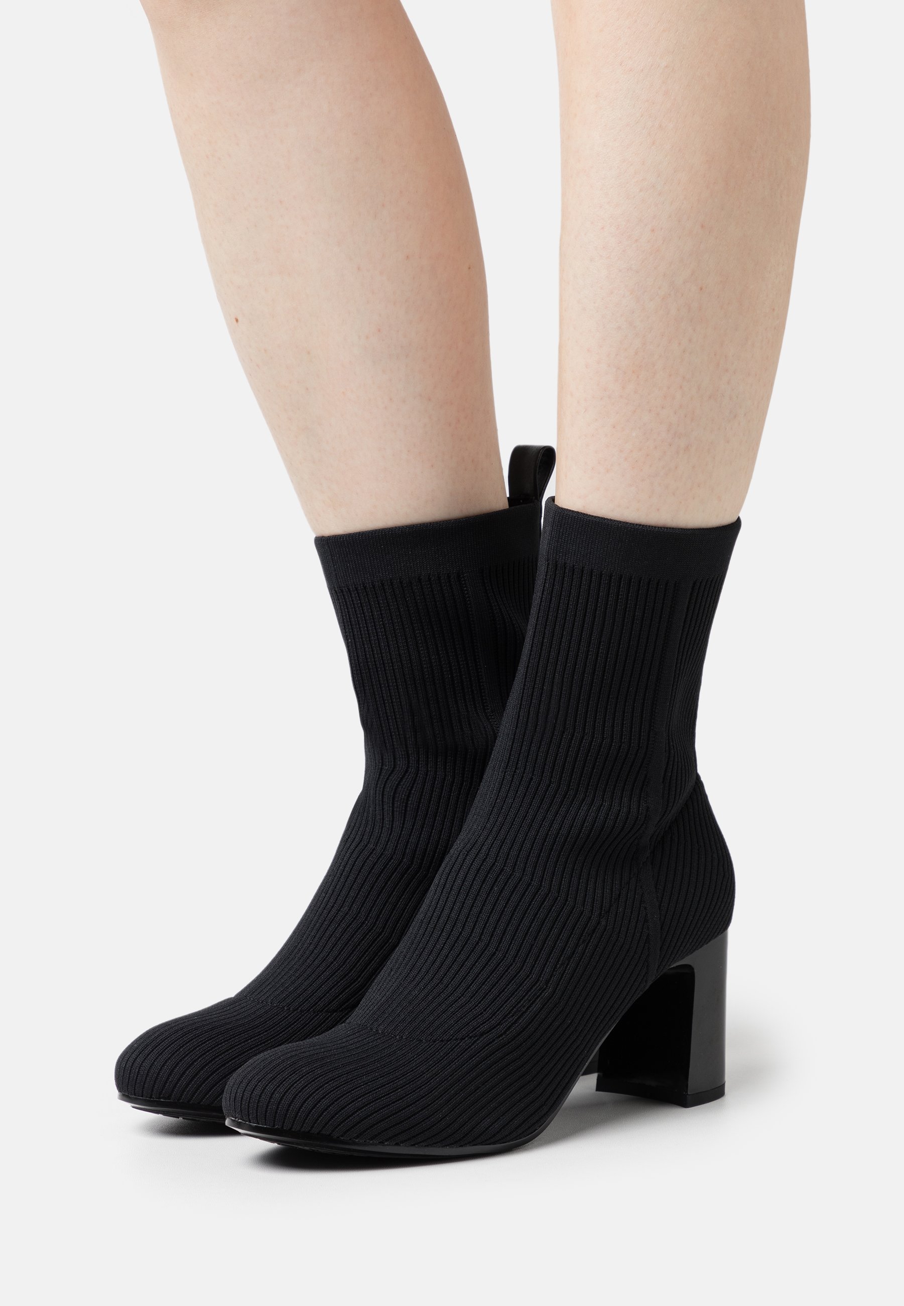 FEMININE ESSENTIAL KNIT - Classic ankle boots