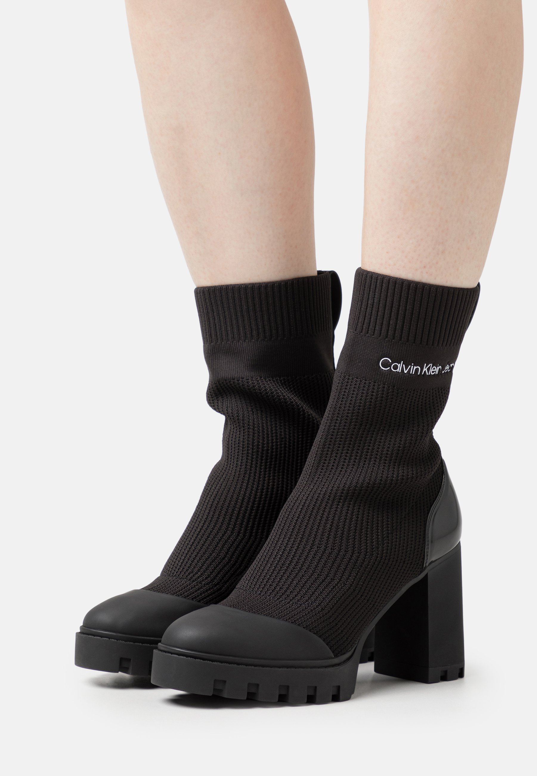 PLATFORM KNIT SOCK- Platform ankle boots