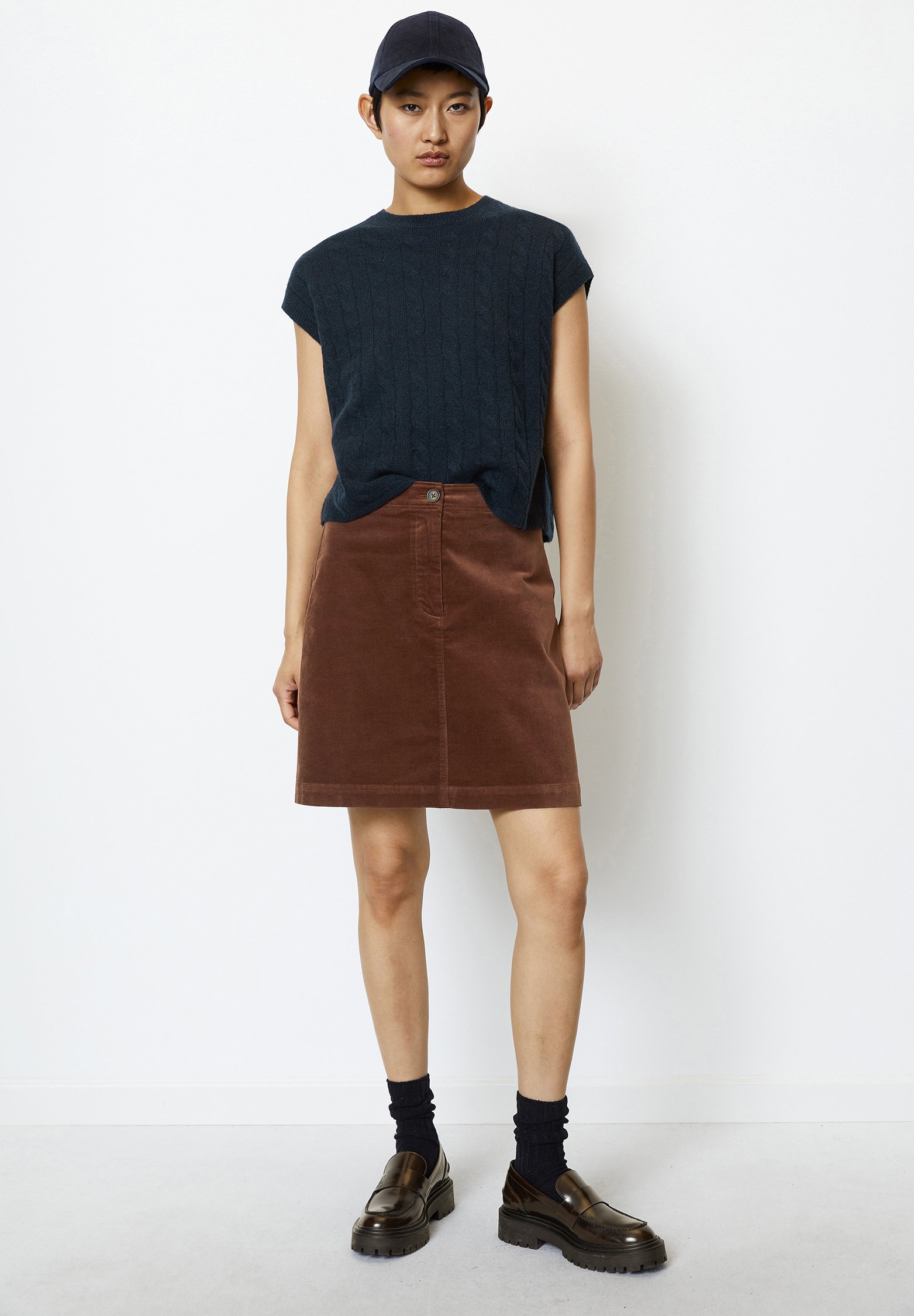 STRAIGHT FIT PATCH POCKETS SPORTIVE DETAILS - Mini skirt