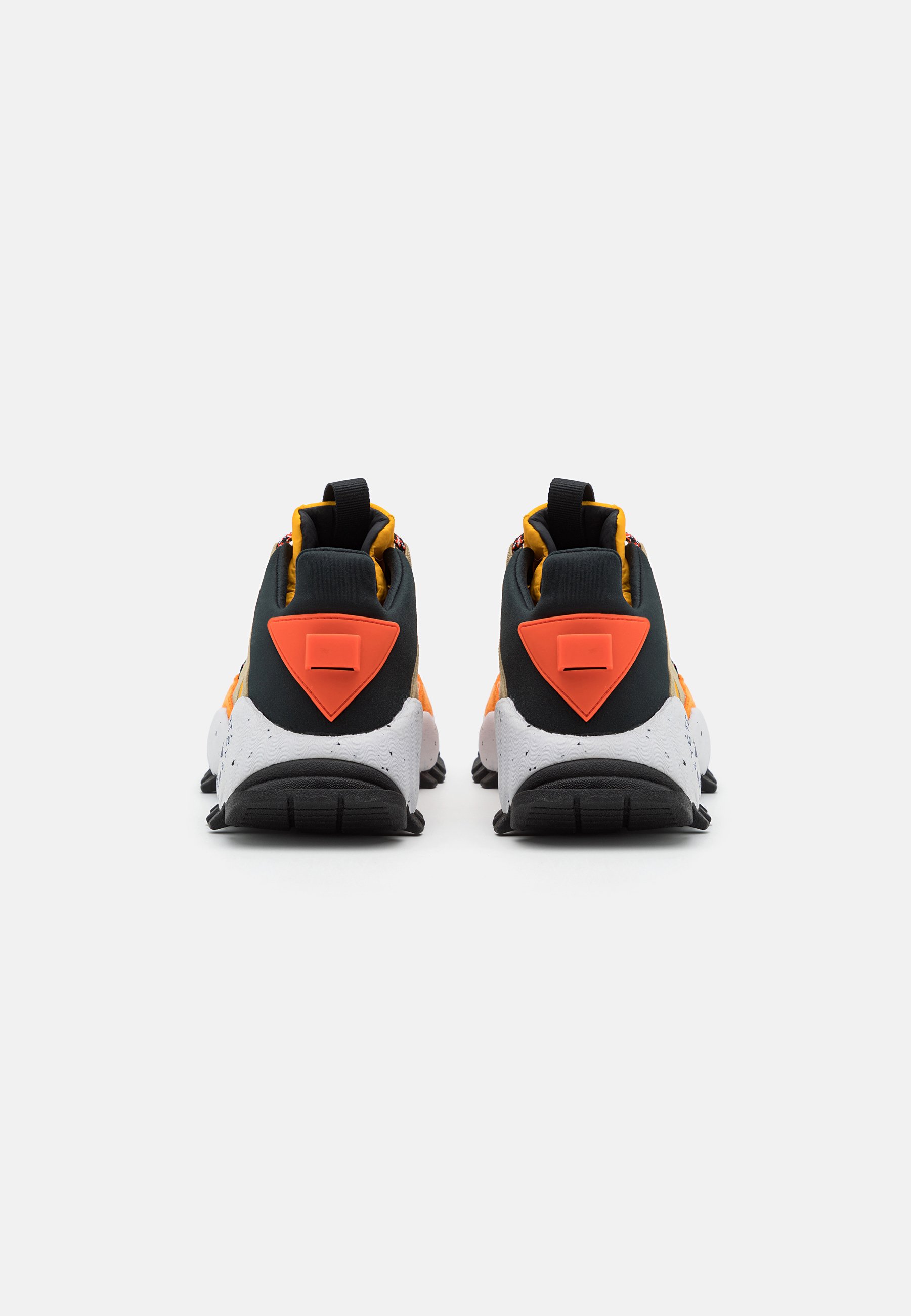 ADIDAS BY STELLA MCCARTNEY SEEULATER - Training shoe