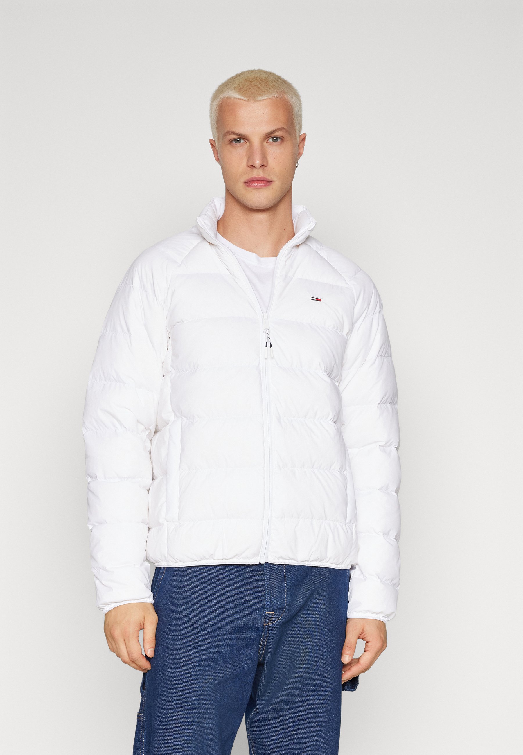ESSENTIAL JACKET- Down jacket