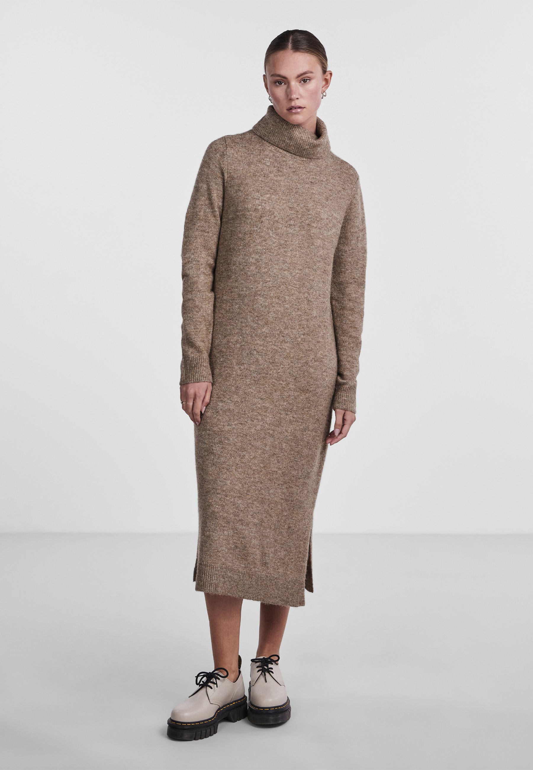 PCJULIANA ROLLNECK- Jumper dress